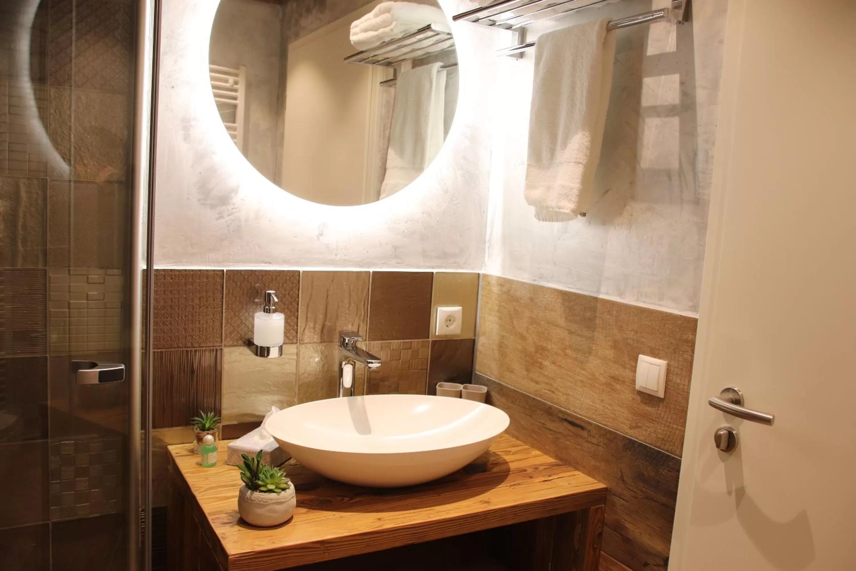 Bathroom in LH Boardinghouse GmbH - wi Dahaam