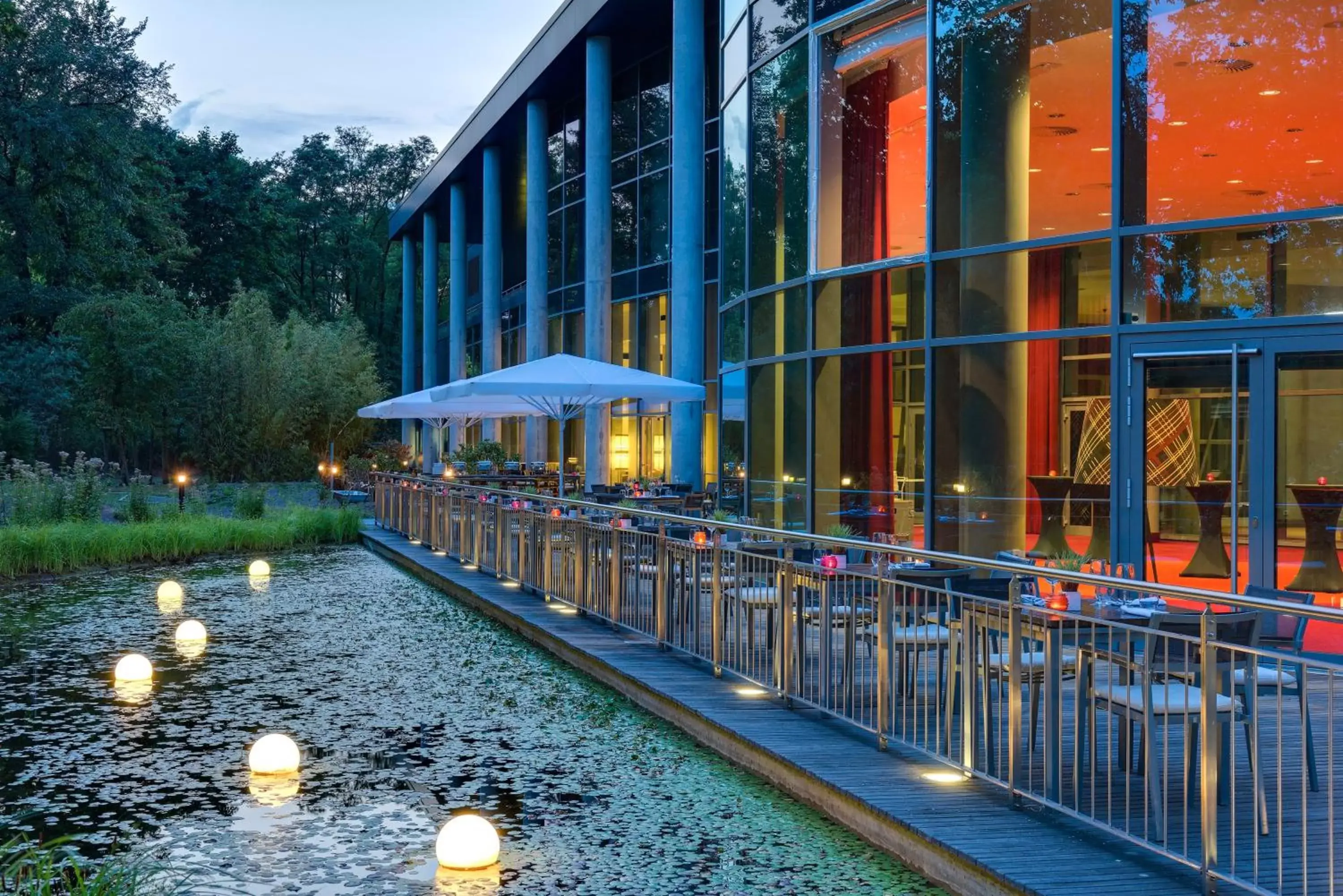 Balcony/Terrace, Property Building in Radisson Blu Hotel Frankfurt