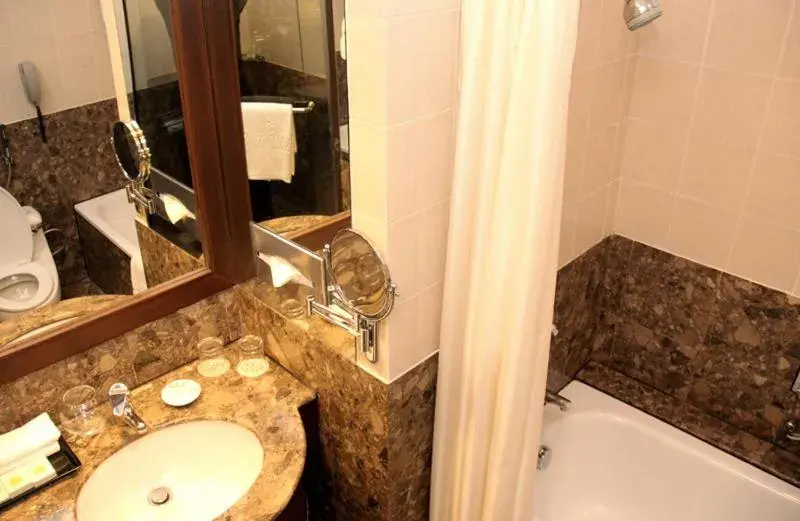 Bathroom in Mardhiyyah Hotel and Suites