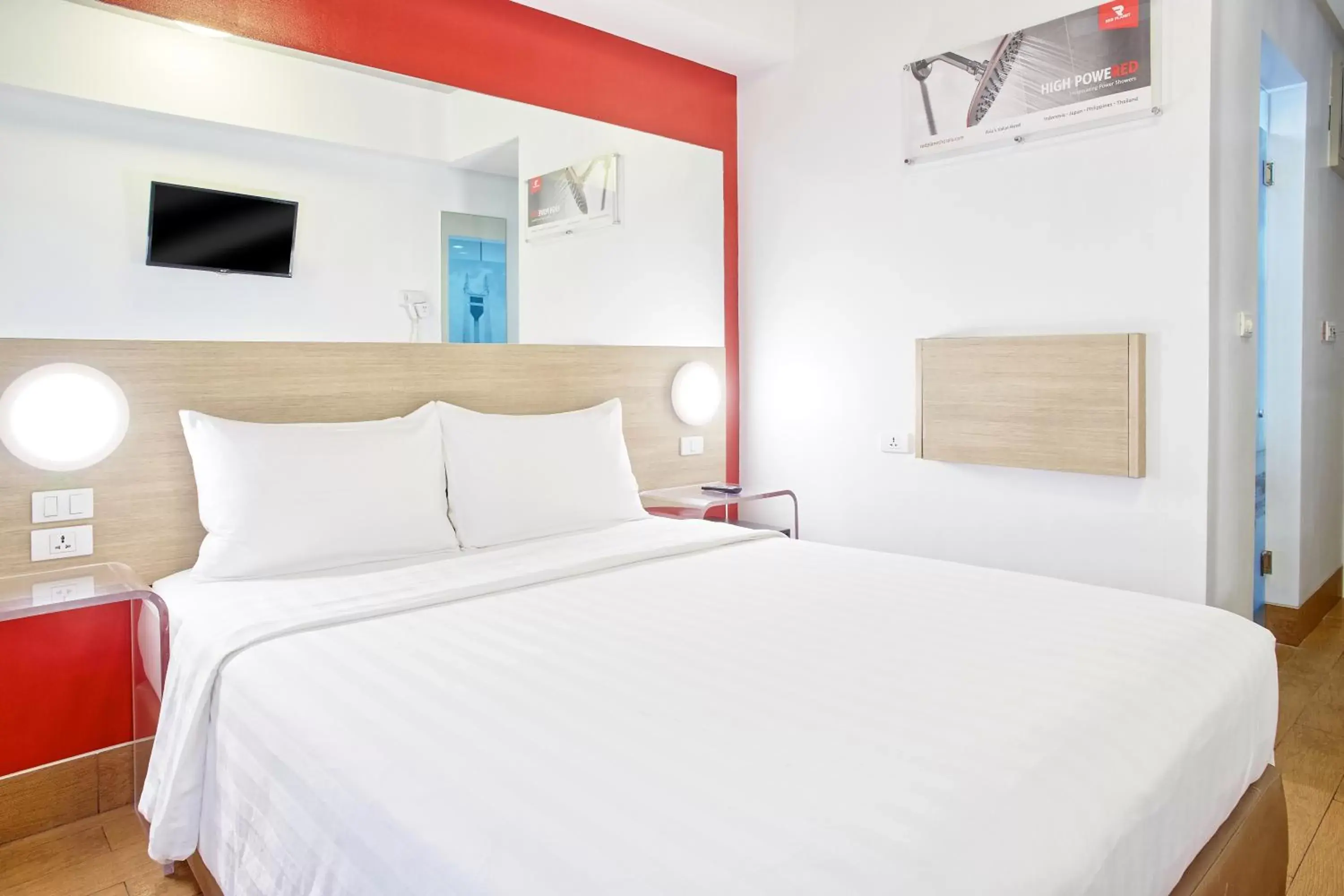 Bed in Red Planet Davao