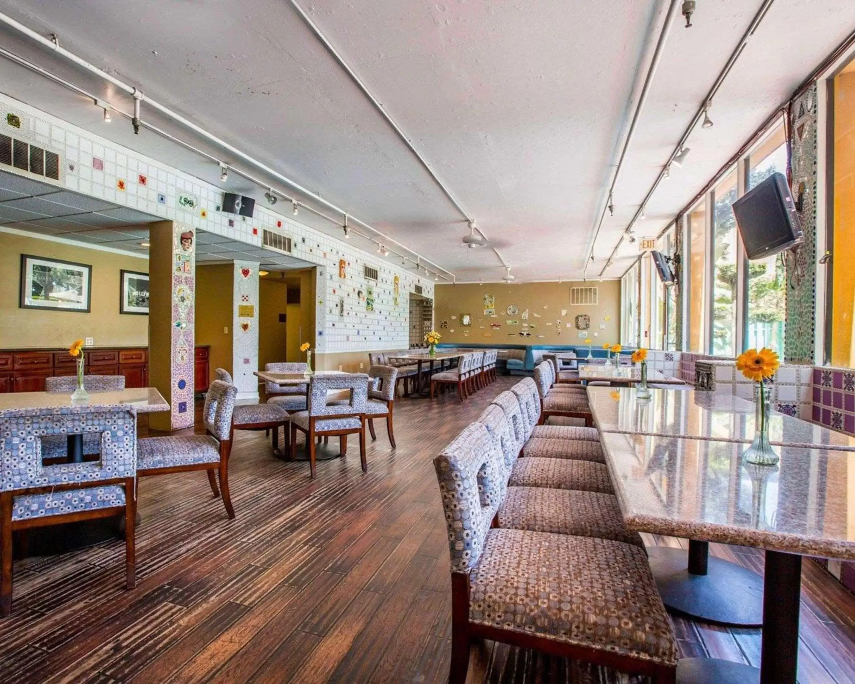 Restaurant/places to eat in Quality Inn & Suites Montebello - Los Angeles Restaurant/places to eat in Quality Inn & Suites Montebello - Los Angeles