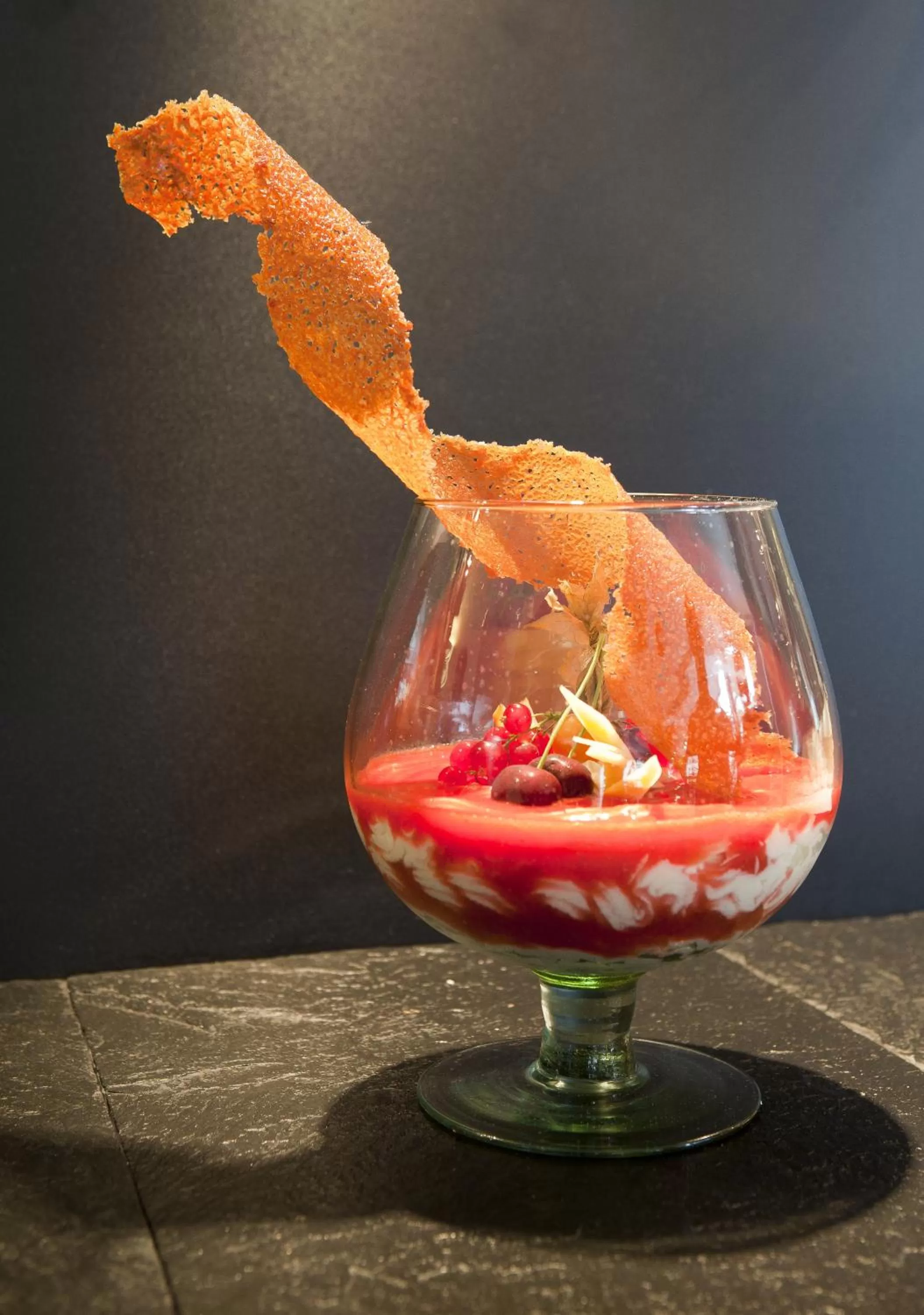 Food in Elégance Suites Hôtel