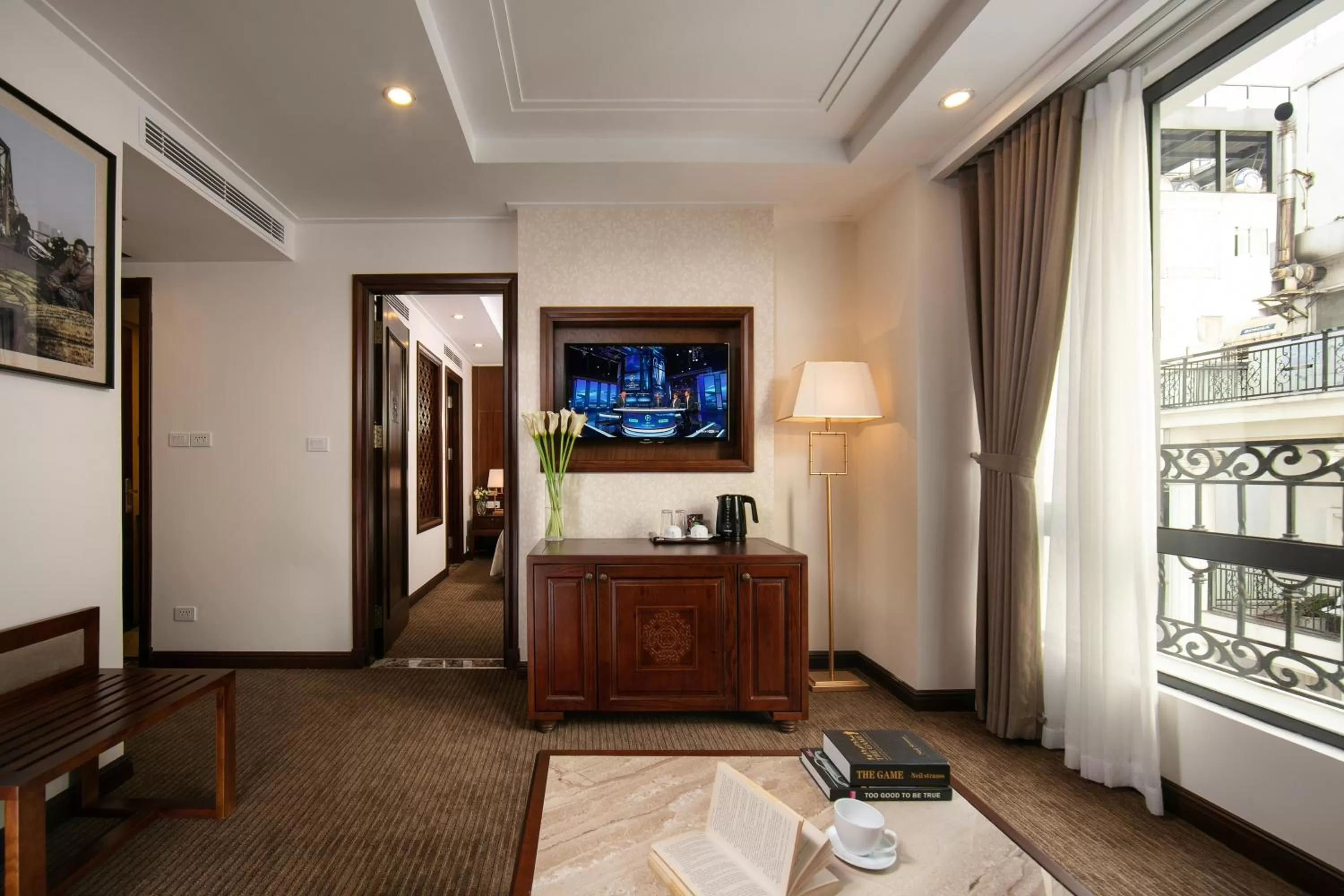 Living room in Rex Hanoi Hotel