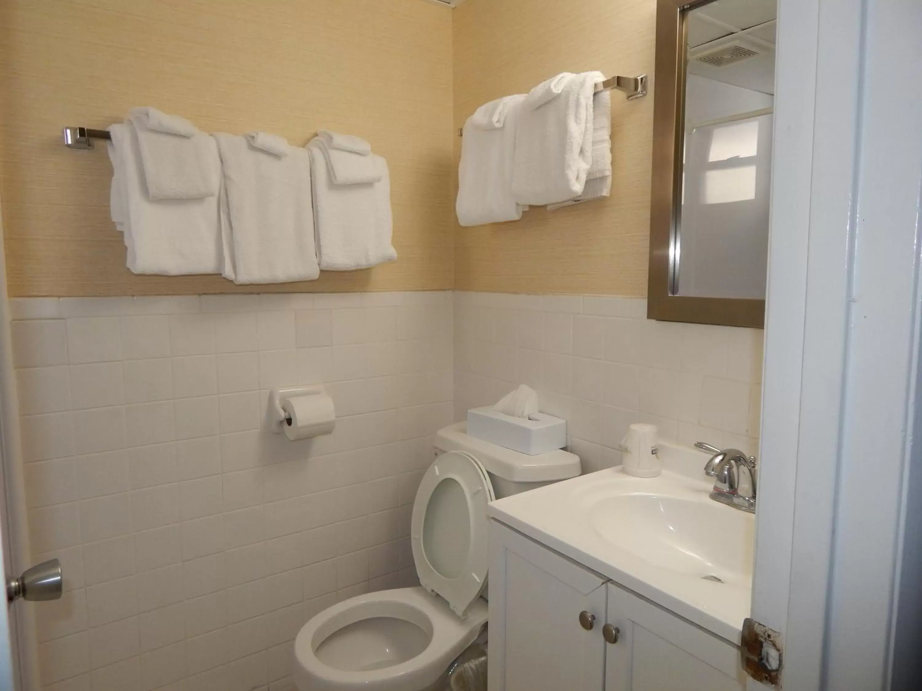 Bathroom in Days Inn by Wyndham Ocean City Oceanfront