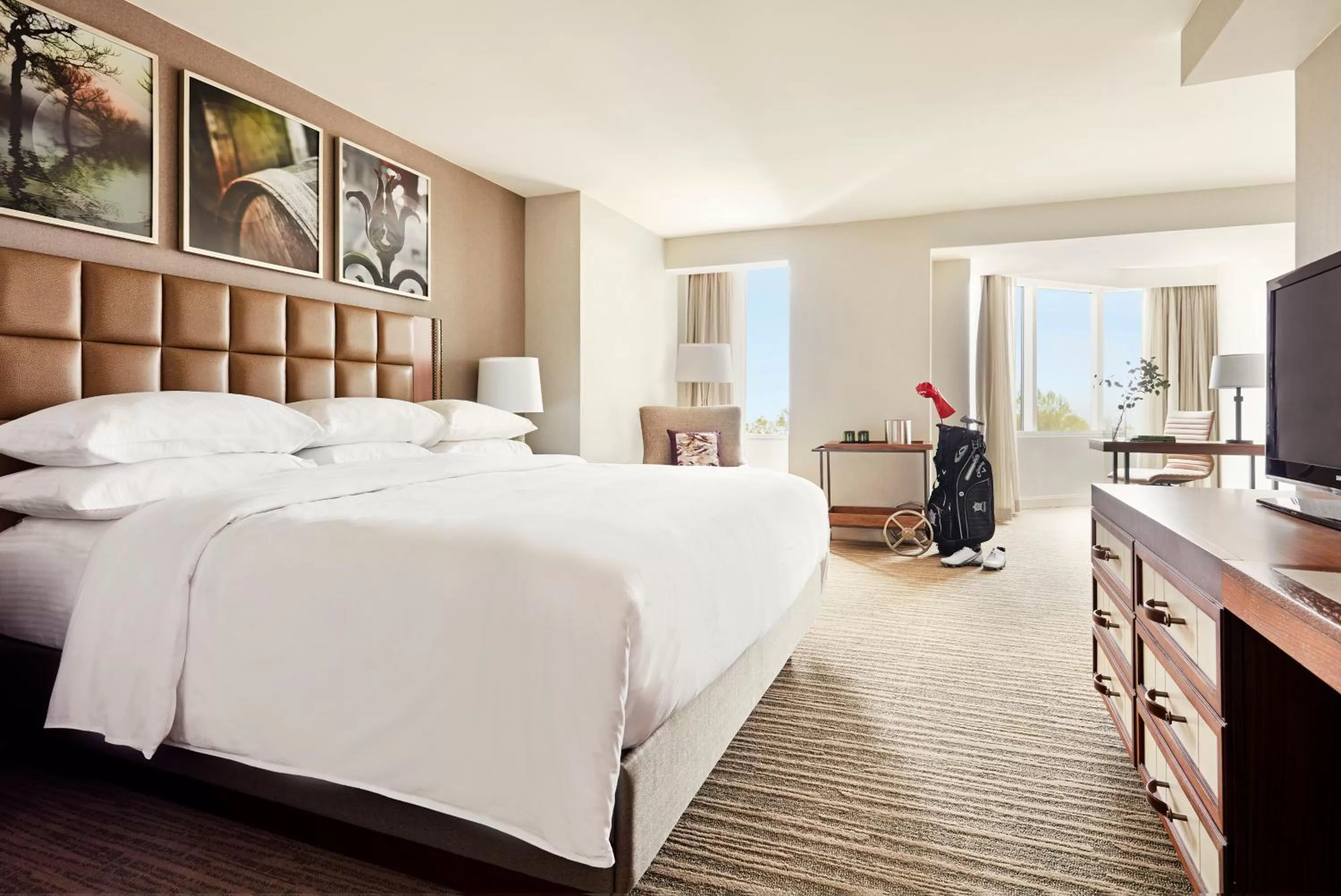 Bed in Lansdowne Resort and Spa