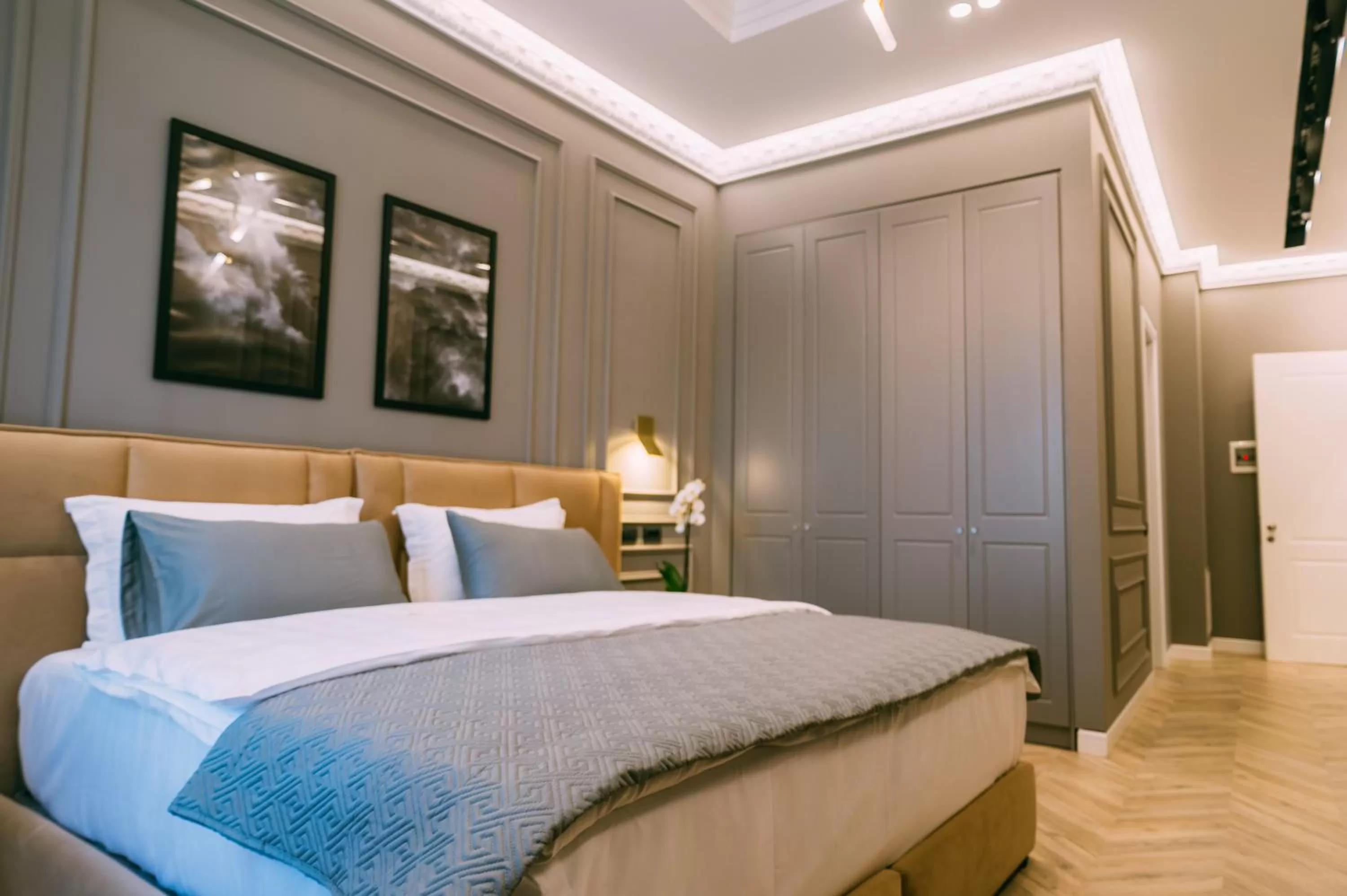 Bed in Hotel Stela Center