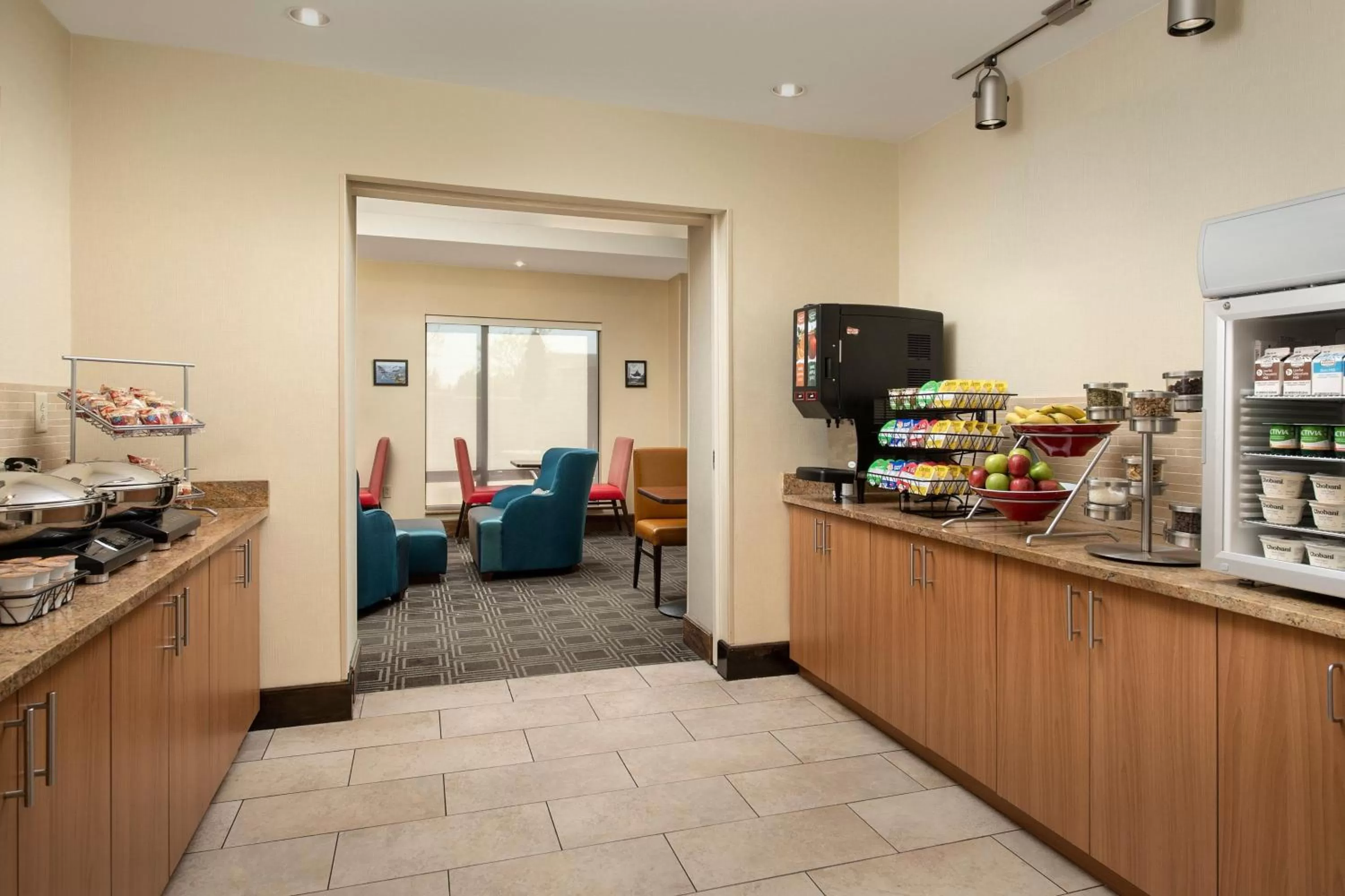 Breakfast in TownePlace Suites by Marriott Lexington Park Patuxent River Naval Air Station