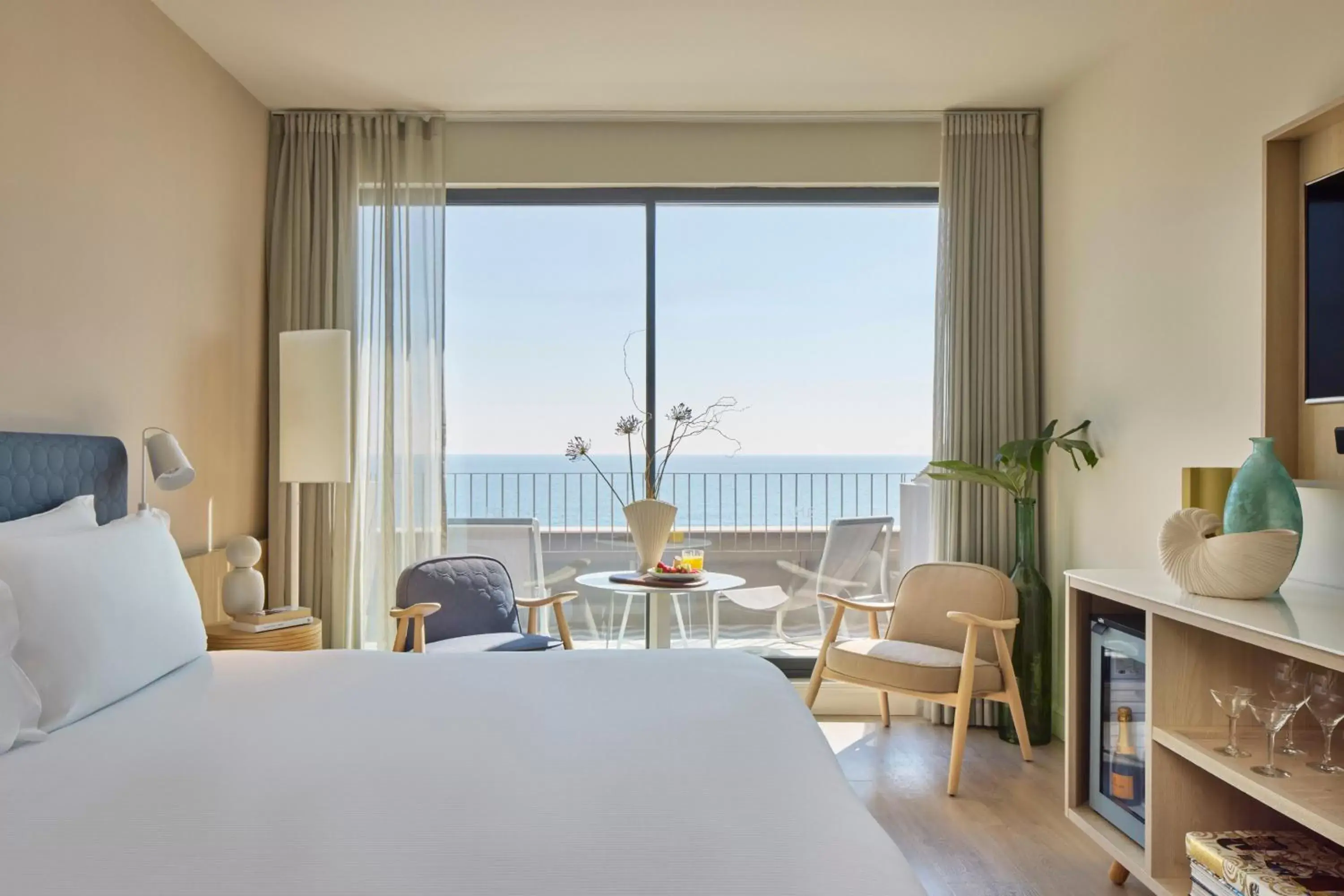 Bed in ME Sitges Terramar