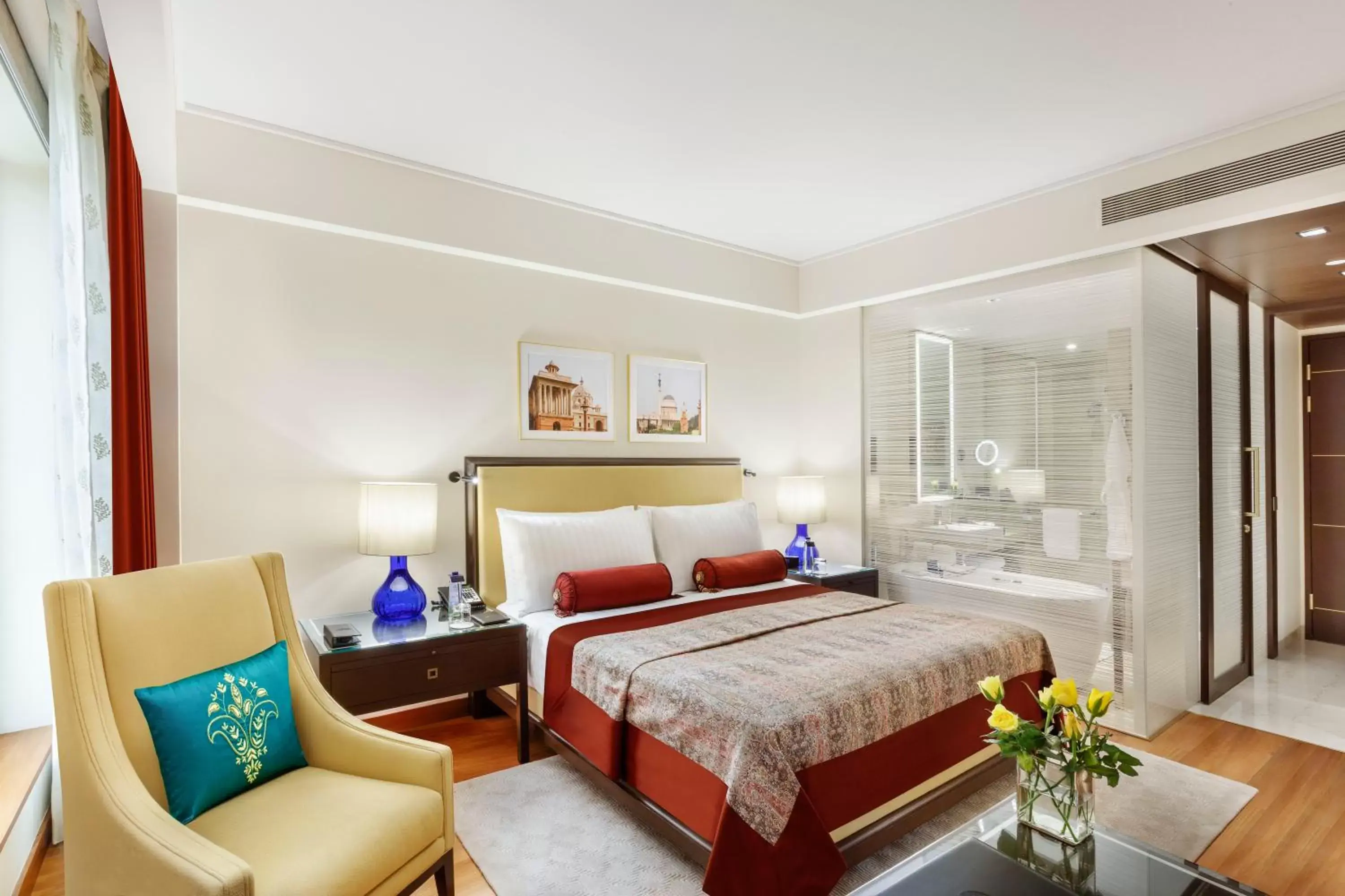 Bedroom, Bed in The Oberoi New Delhi Bedroom, Bed in The Oberoi New Delhi