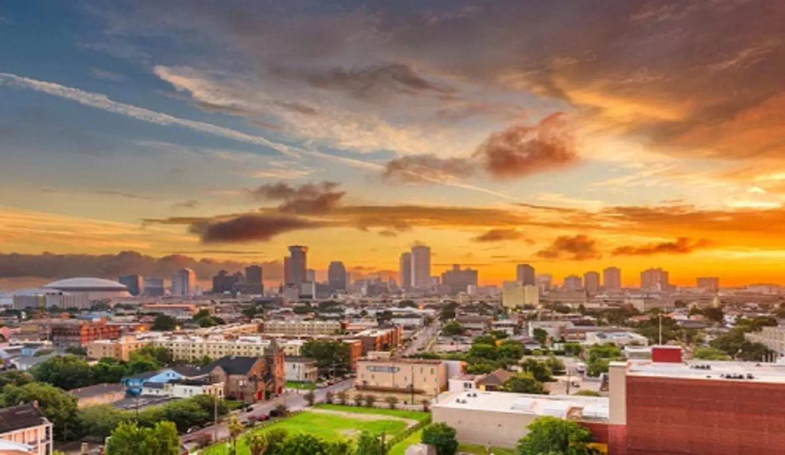 City view in The Pontchartrain Hotel