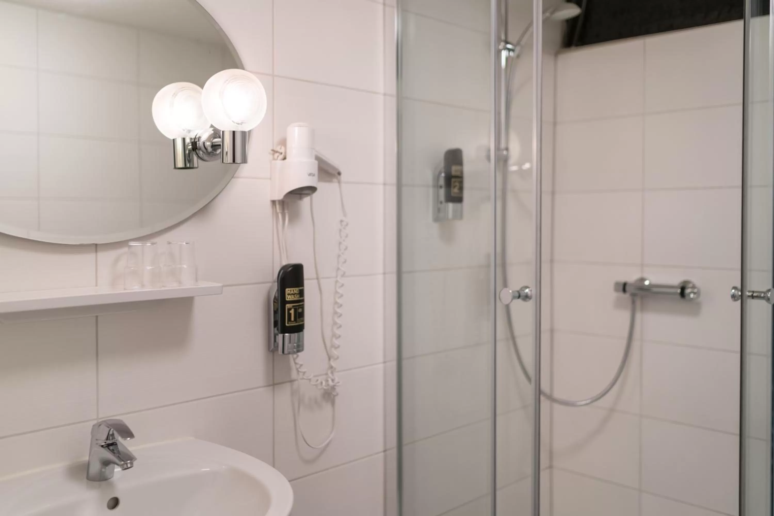 Bathroom in Gasterij de Poort