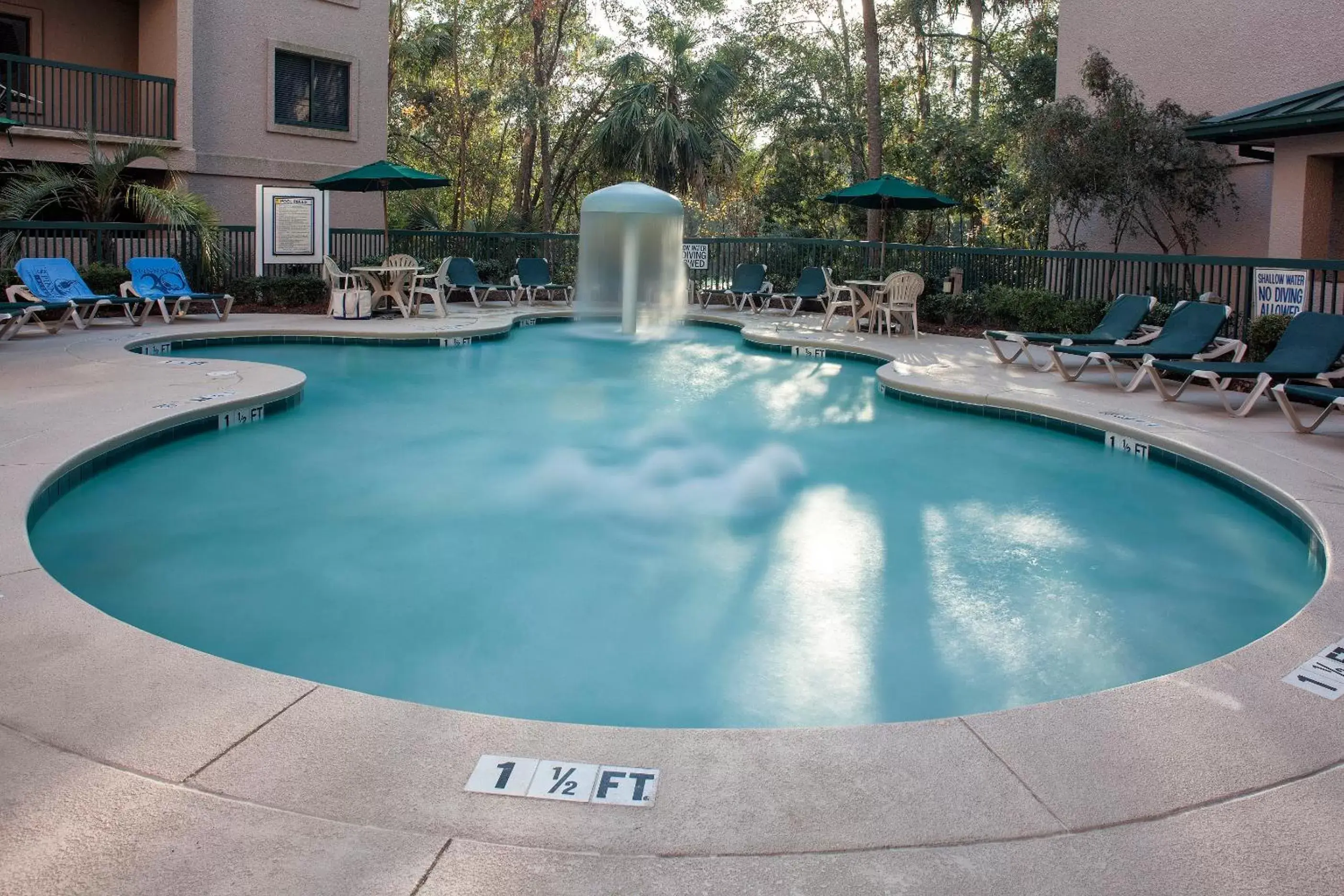 Swimming Pool in Waterside by Spinnaker Resorts