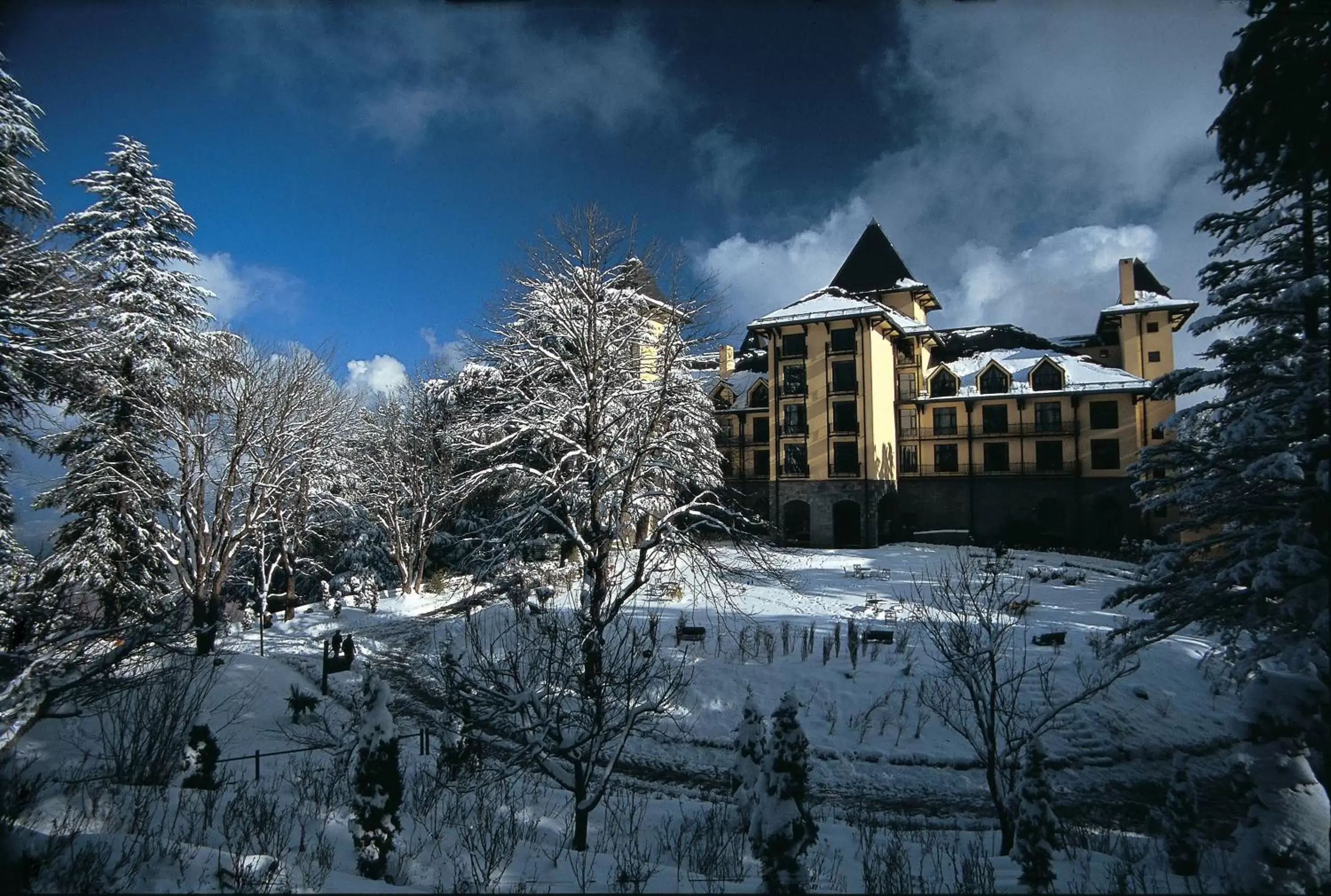 Winter in Wildflower Hall, An Oberoi Resort, Shimla