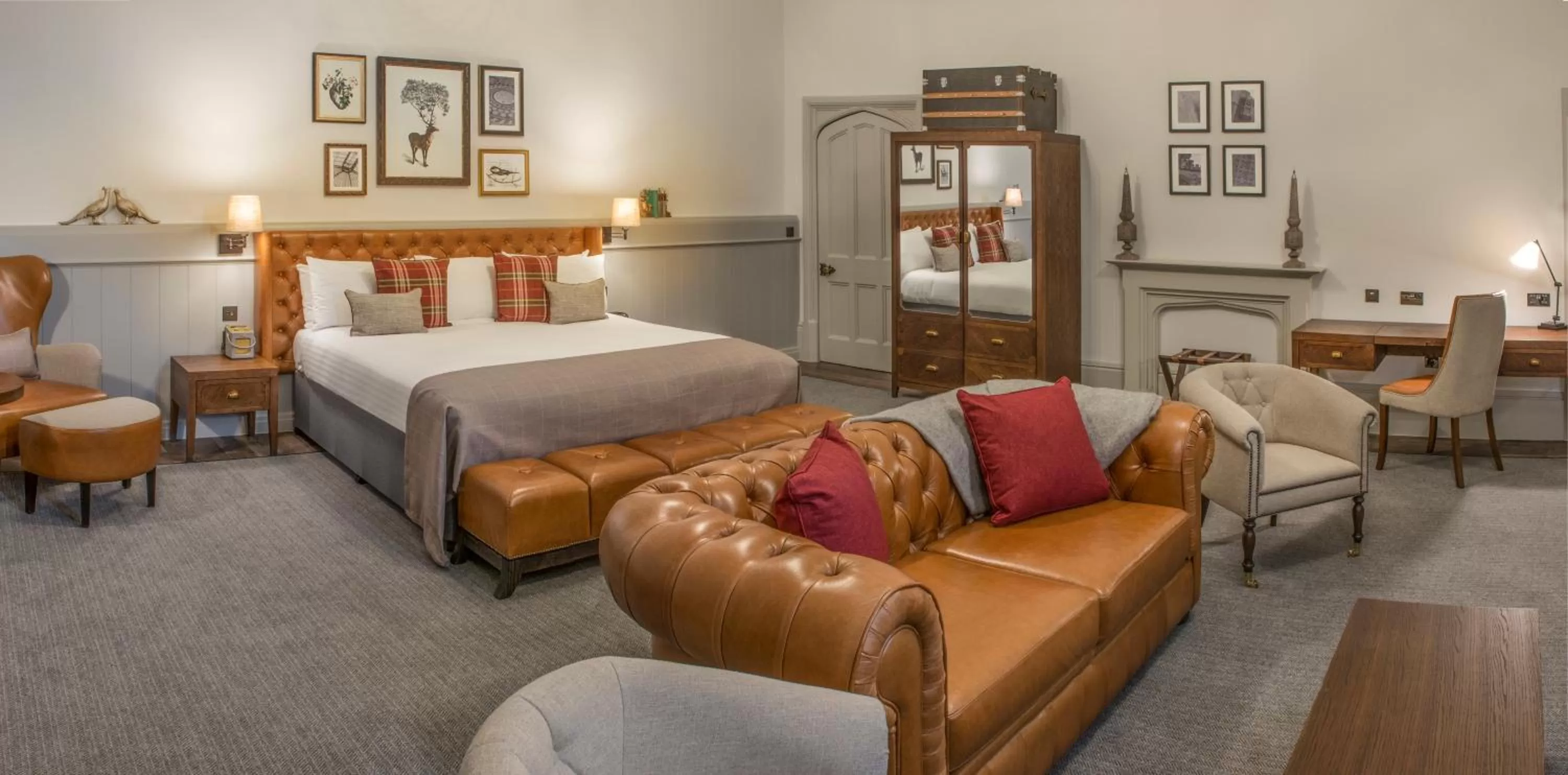 Bedroom, Bed in De Vere Tortworth Court