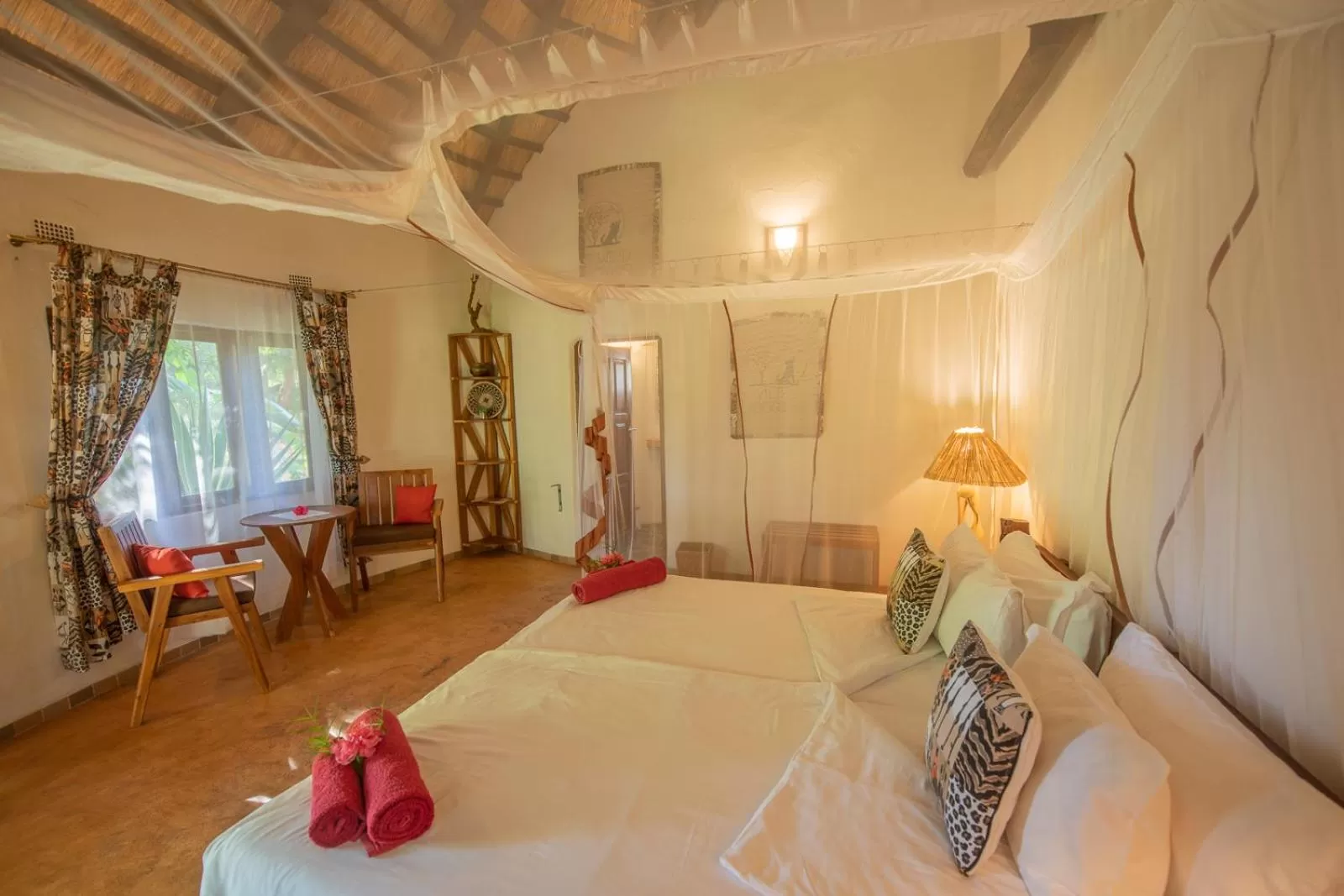 Bed in Wild Dogs Lodge