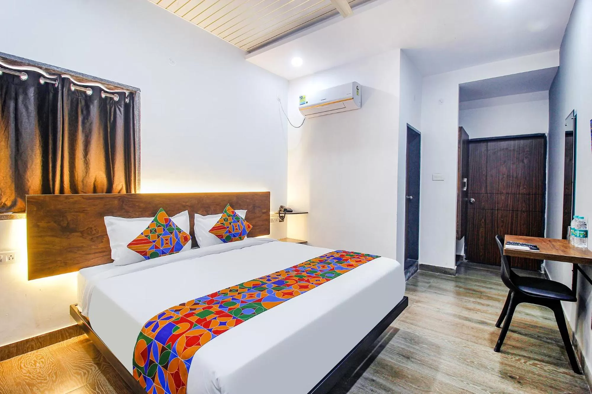 FabHotel W Grand Suites