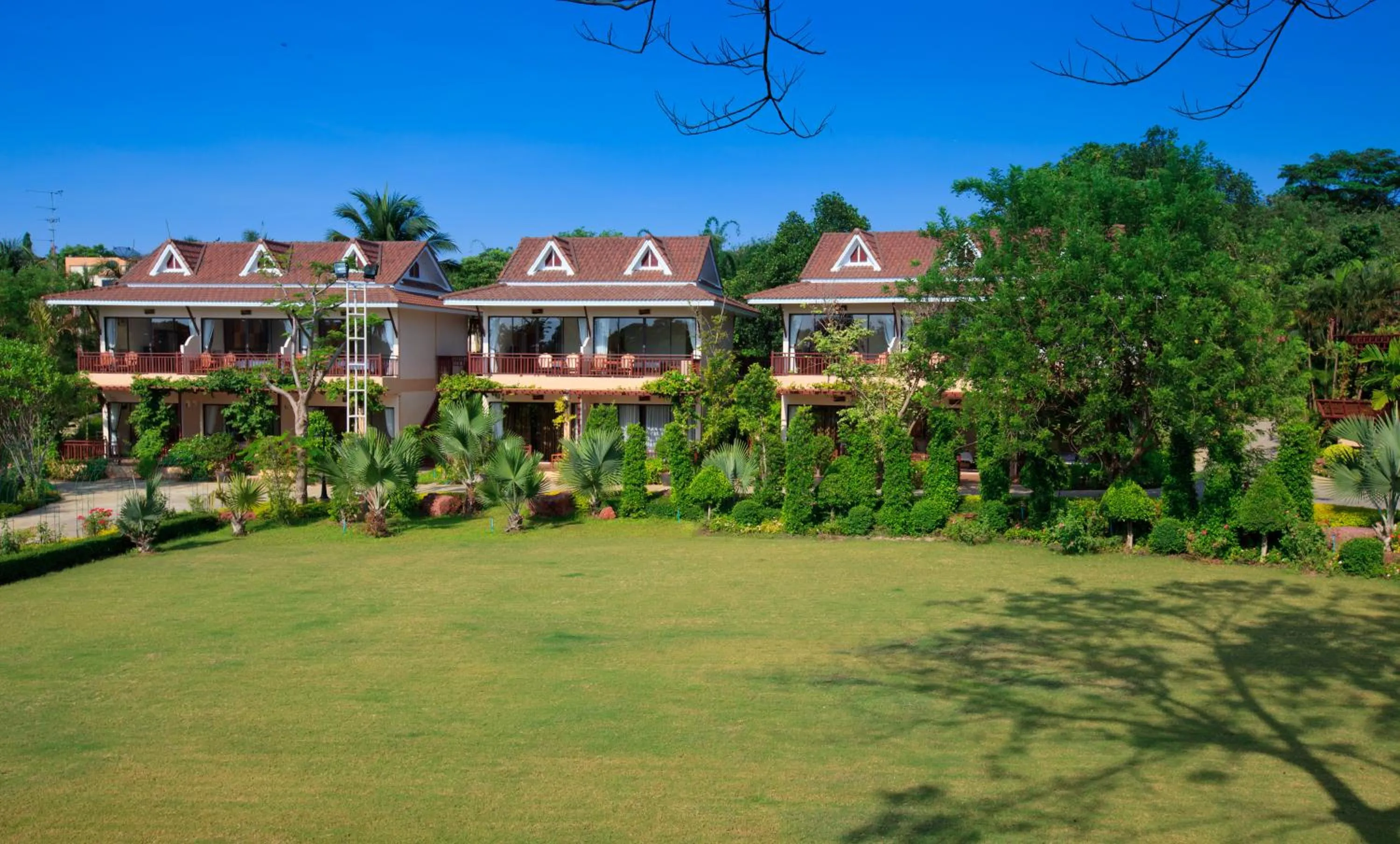 Garden in Chawalun Resort