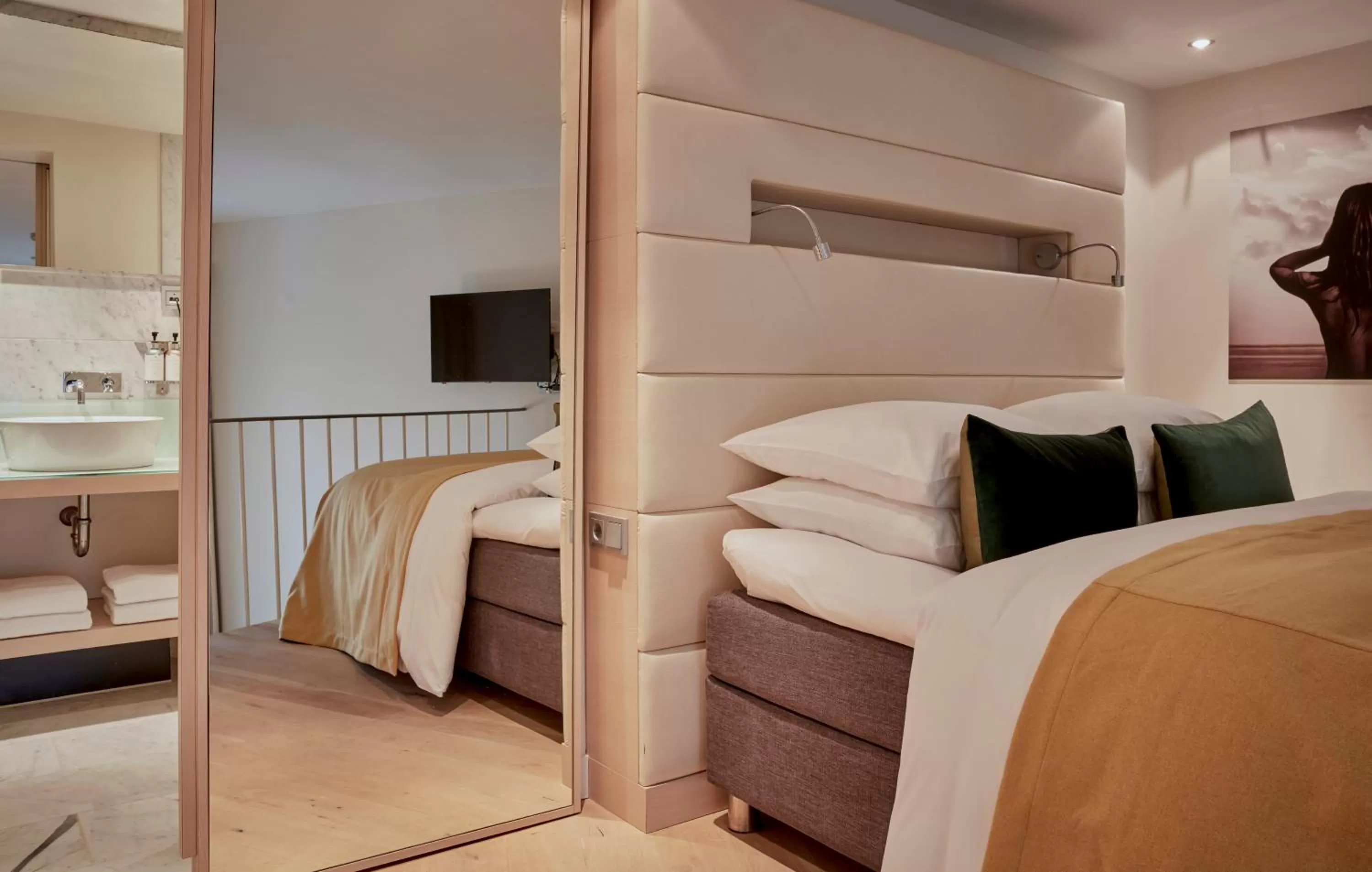 Bed in Park Centraal Amsterdam, part of Sircle Collection