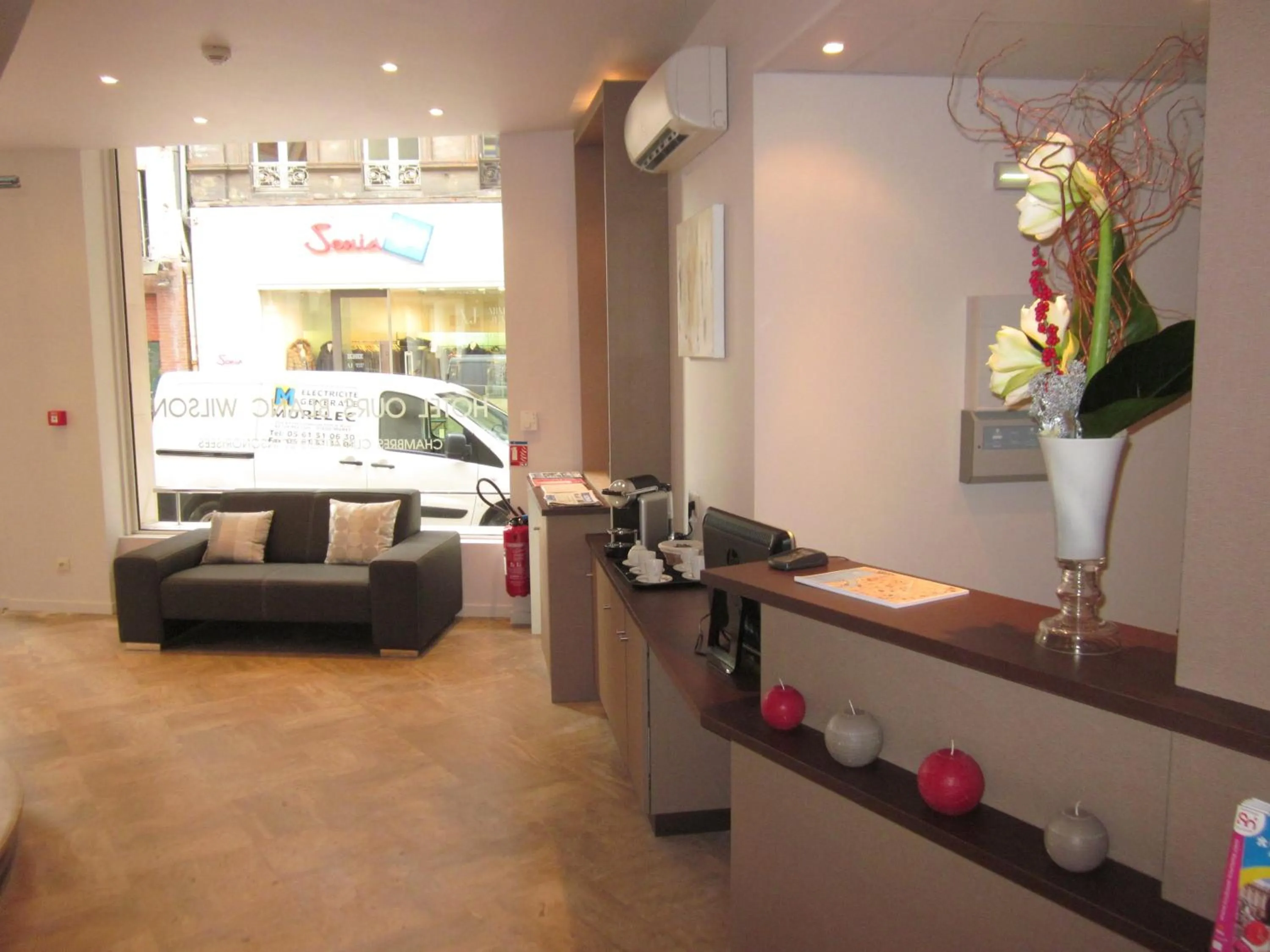 Lobby or reception in Hôtel Ours Blanc - Wilson
