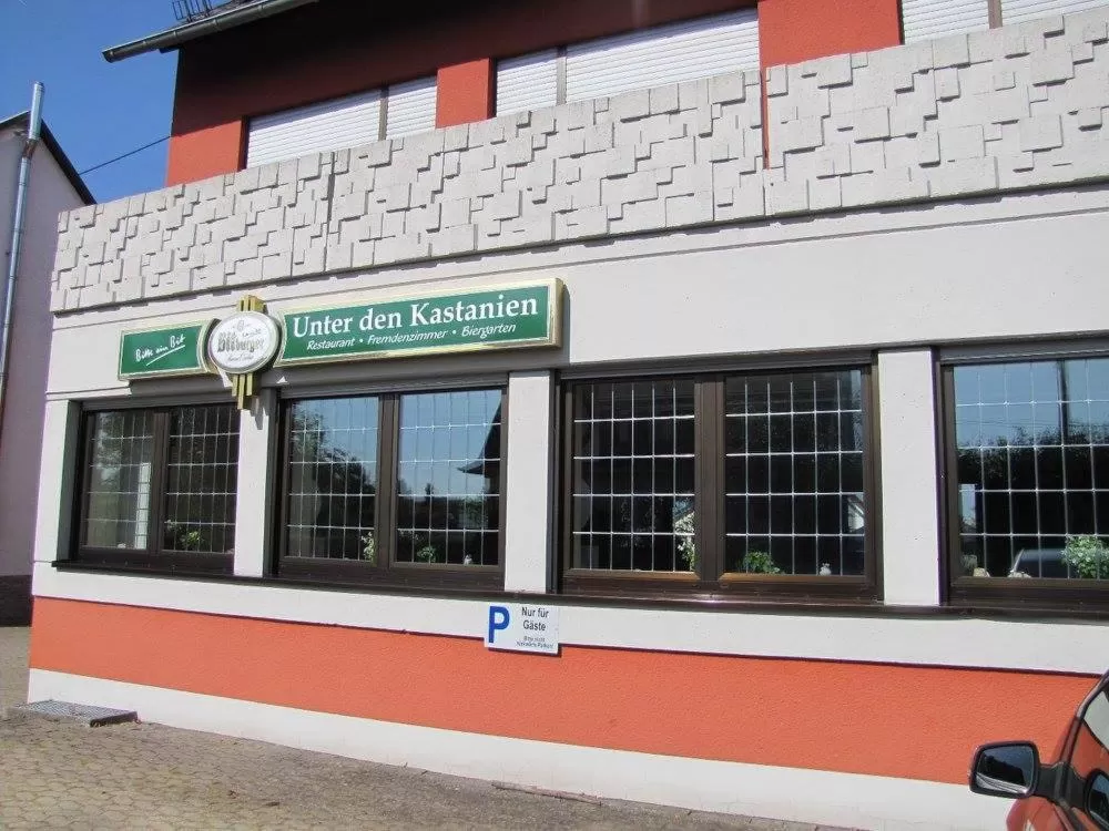 Property logo or sign in "Unter den Kastanien"