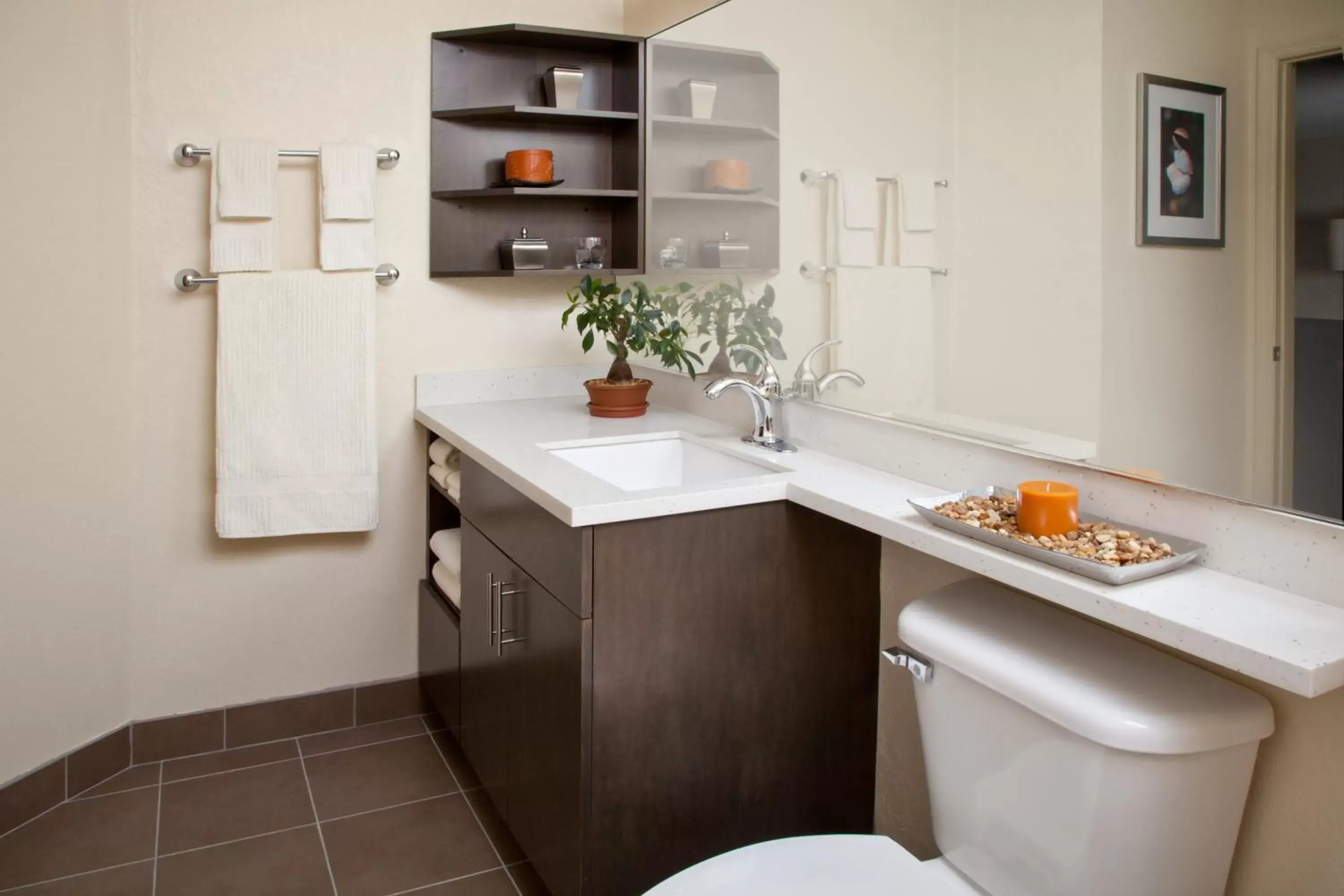 Bathroom in Candlewood Suites West Little Rock, an IHG Hotel