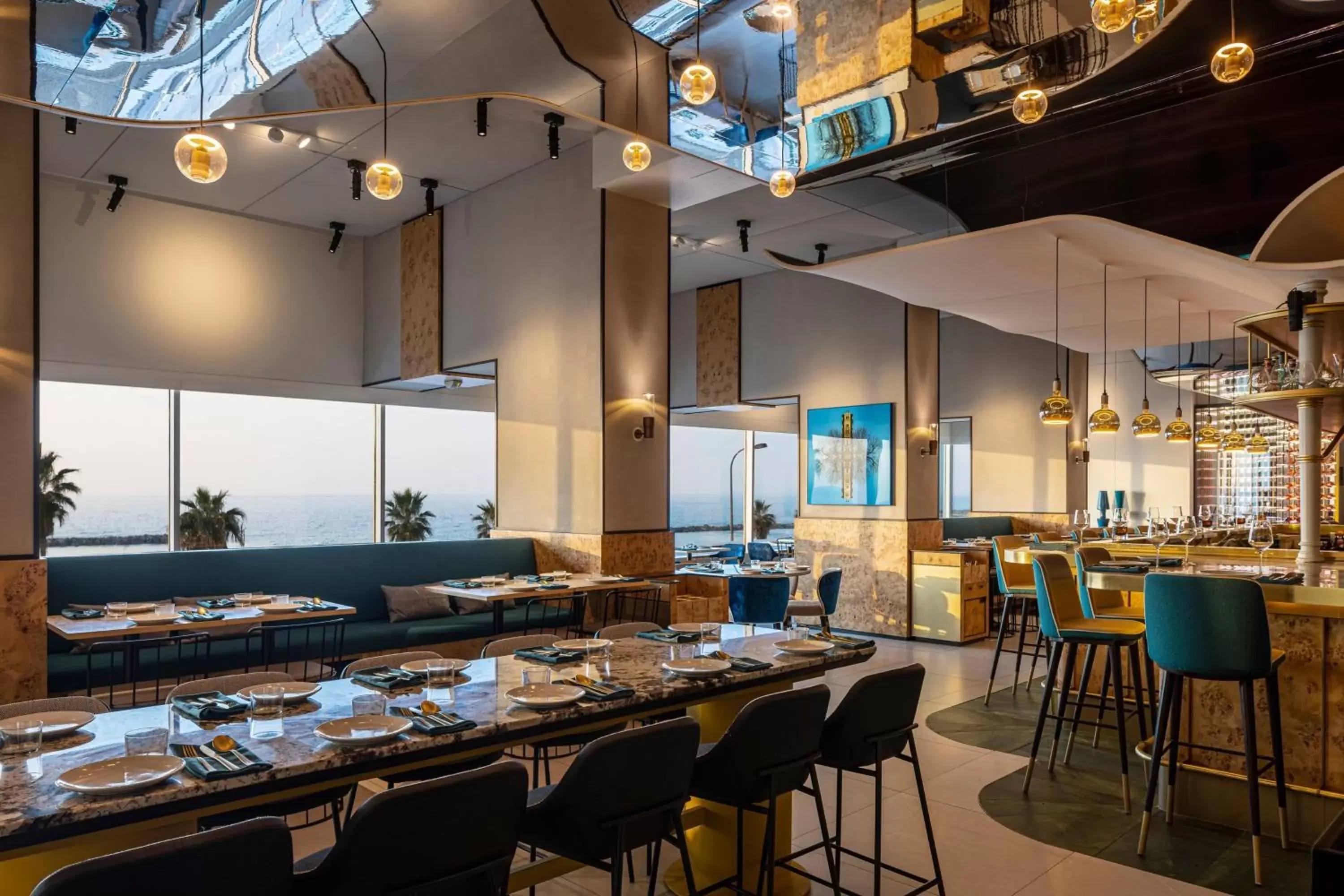 Restaurant/Places to Eat in Sheraton Grand Tel Aviv