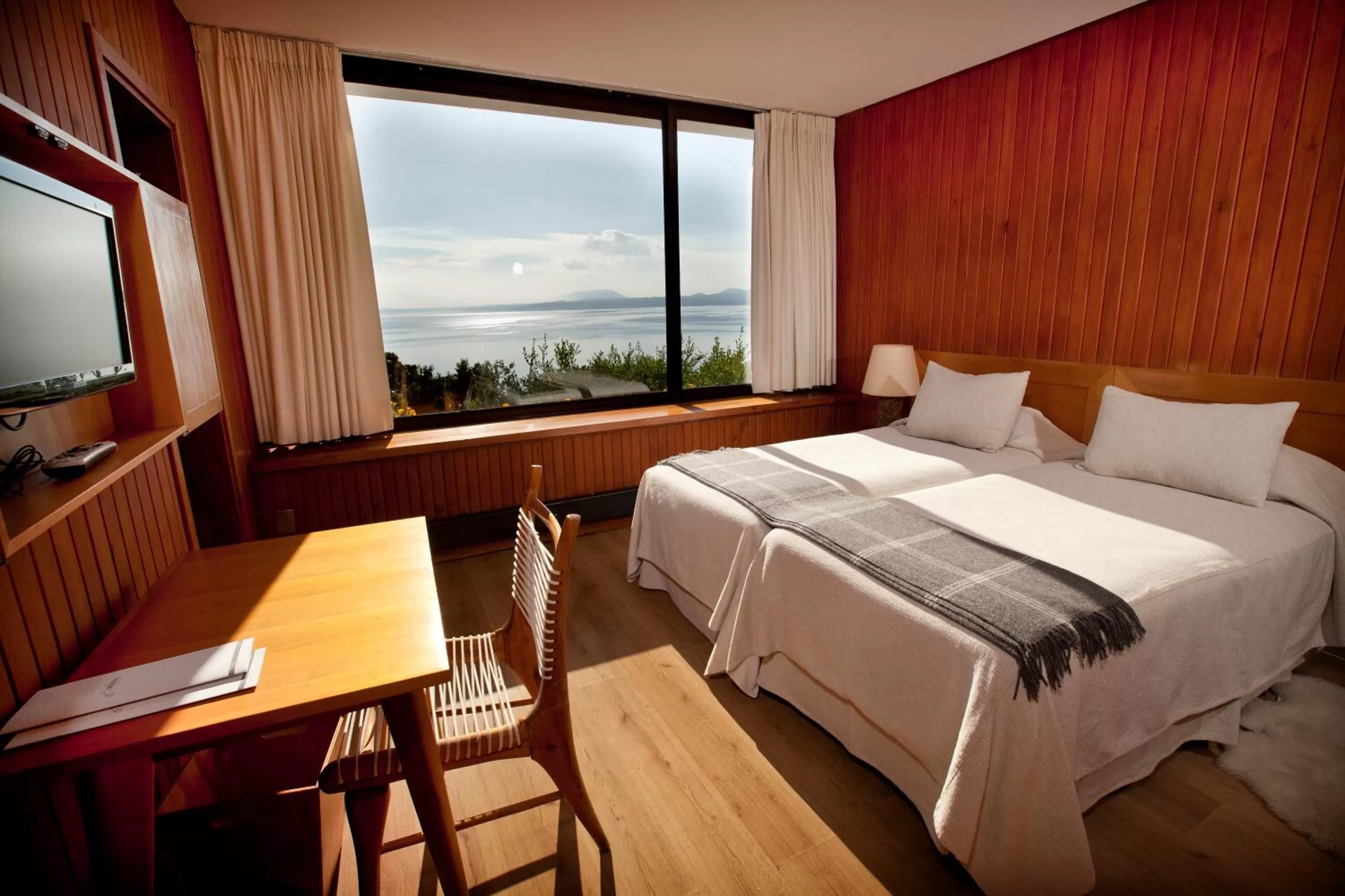 Photo of the whole room, Bed in Hotel Antumalal