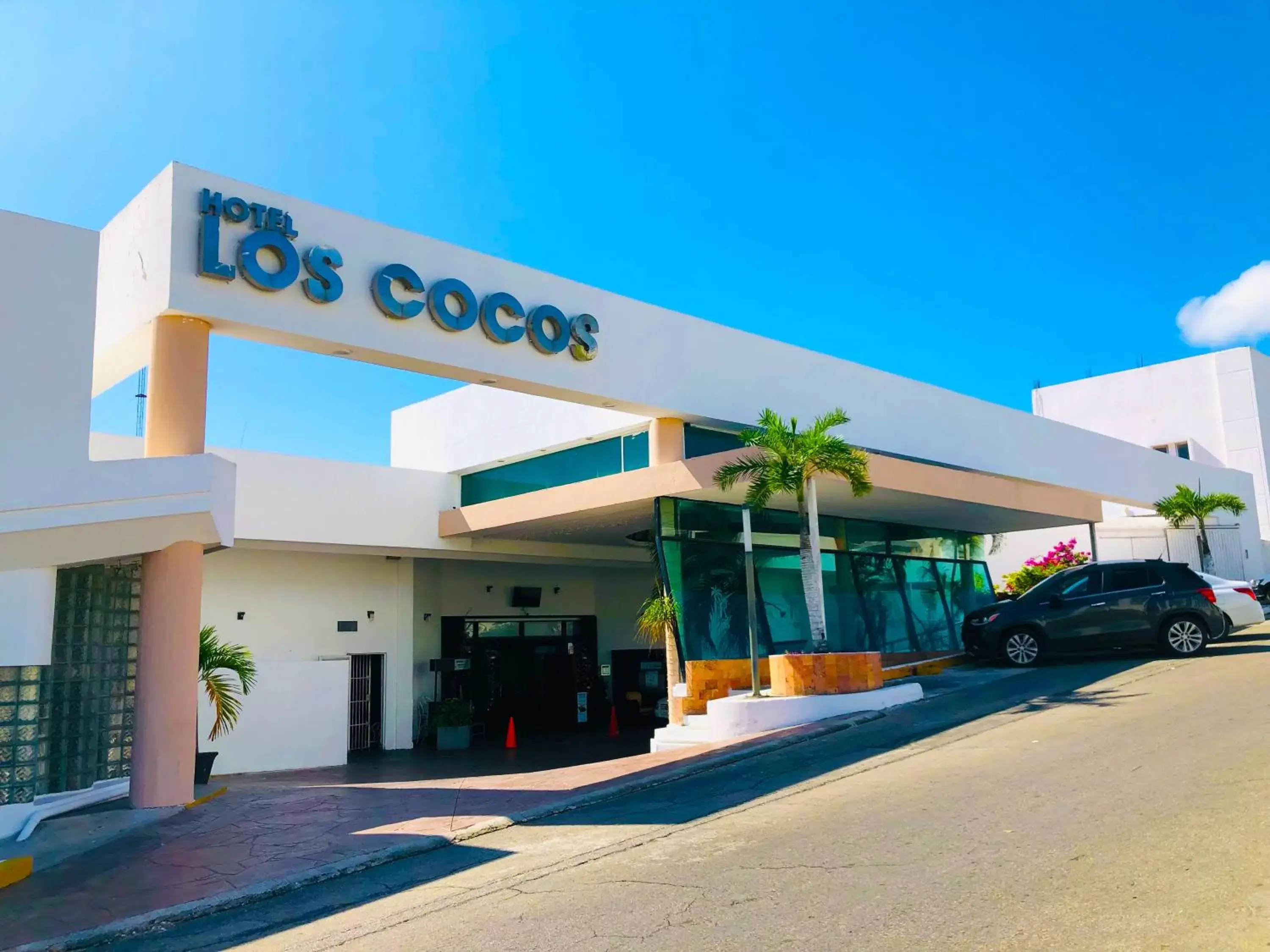 Property Building in Hotel Los Cocos Chetumal