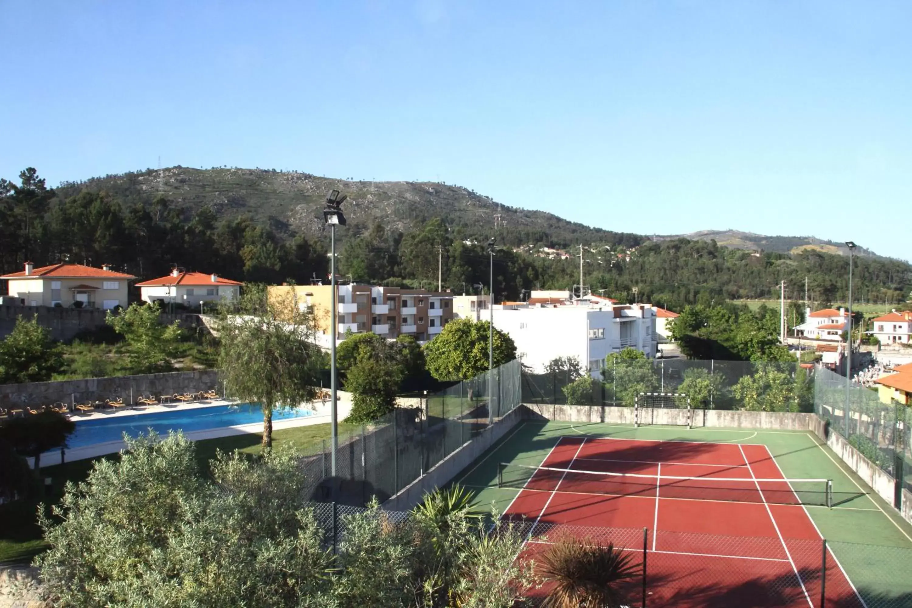 Tennis court in Hotel Rural Quinta de Sao Sebastiao