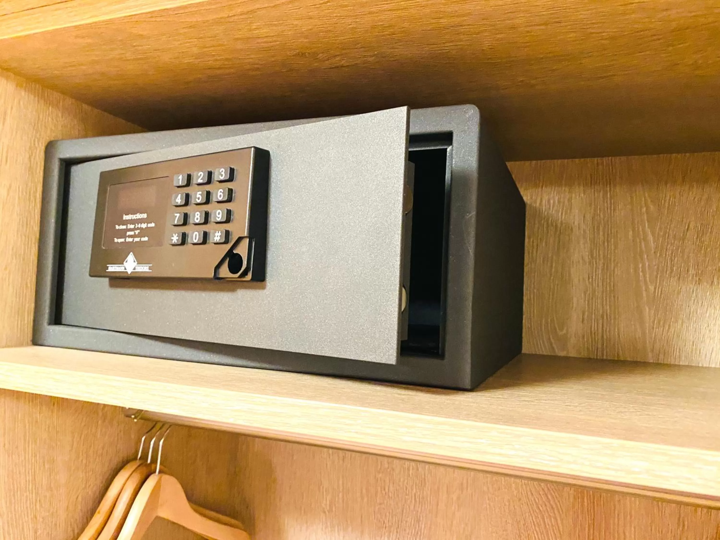 safe in Hotel Hansehof