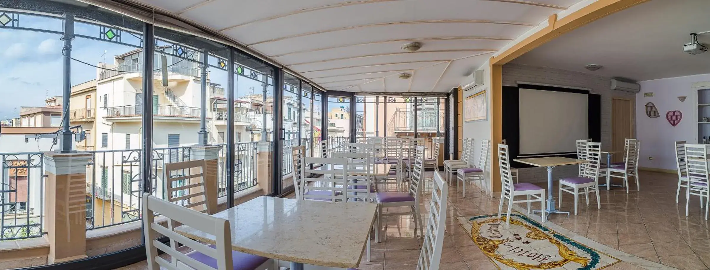 Restaurant/Places to Eat in Hotel Centrale Bagheria