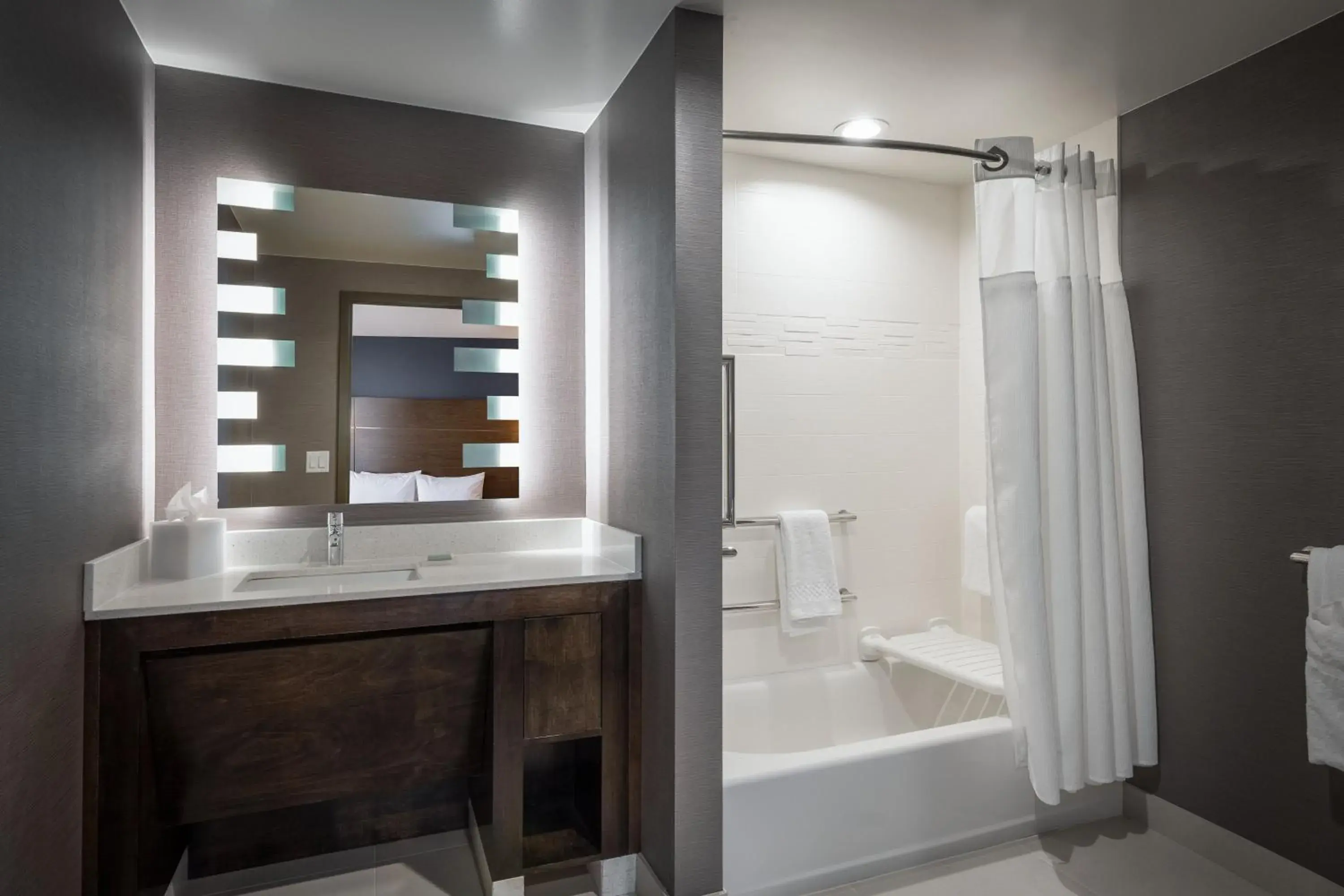 Photo of the whole room, Bathroom in Residence Inn by Marriott Denver Aurora