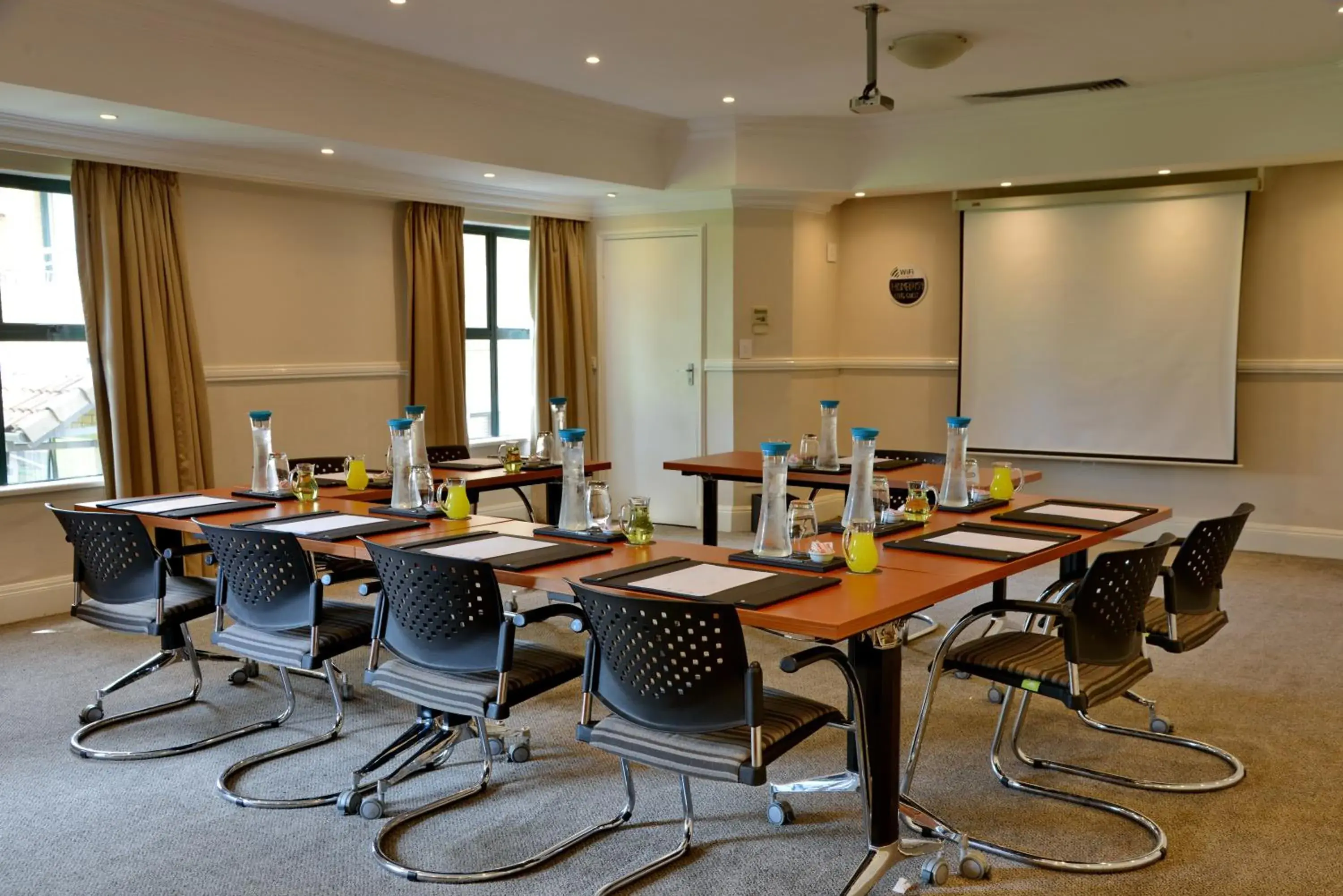 Business facilities in City Lodge Hotel Eastgate