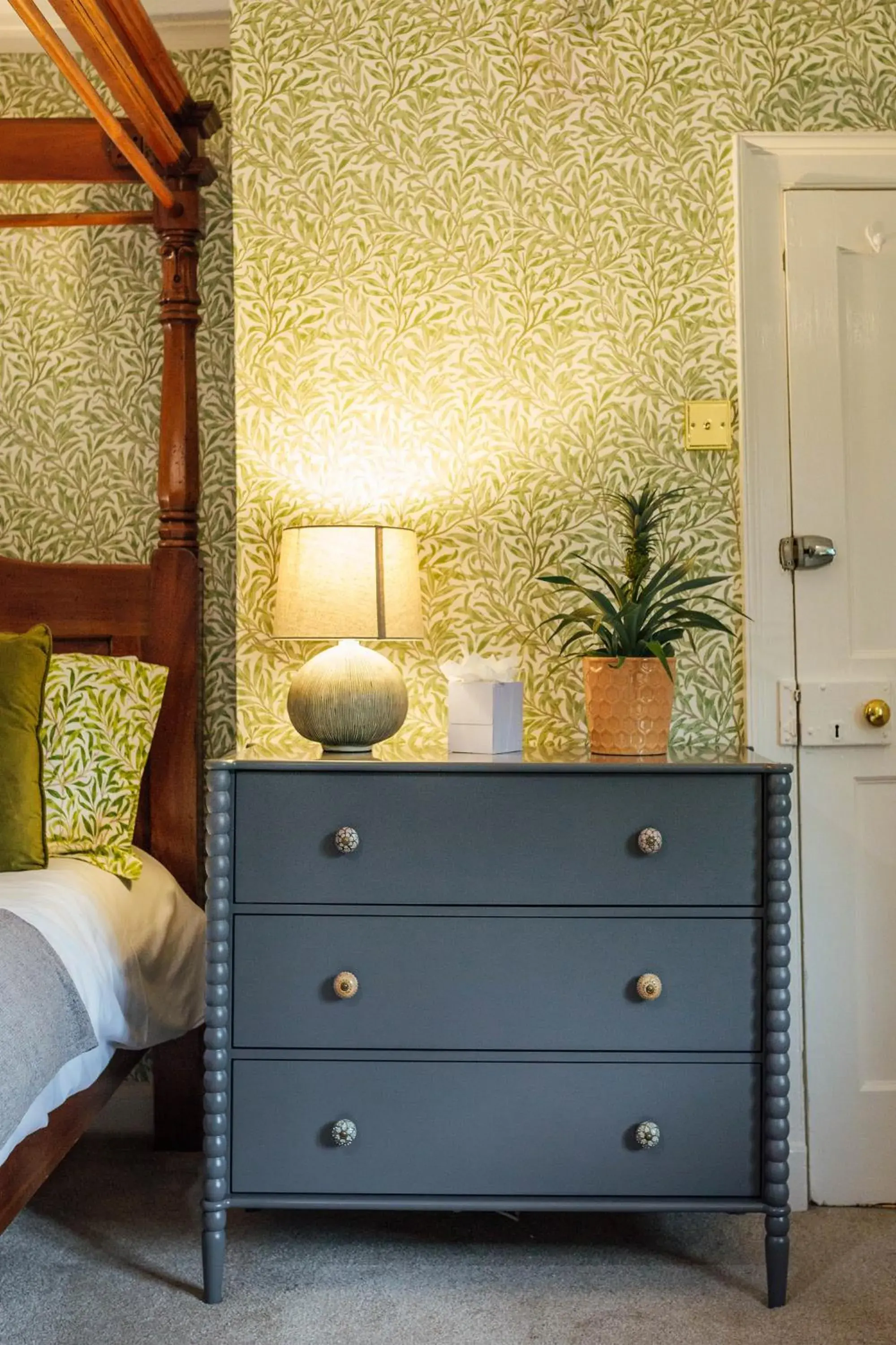 Bathroom in Old Rectory House & Orangery Rooms