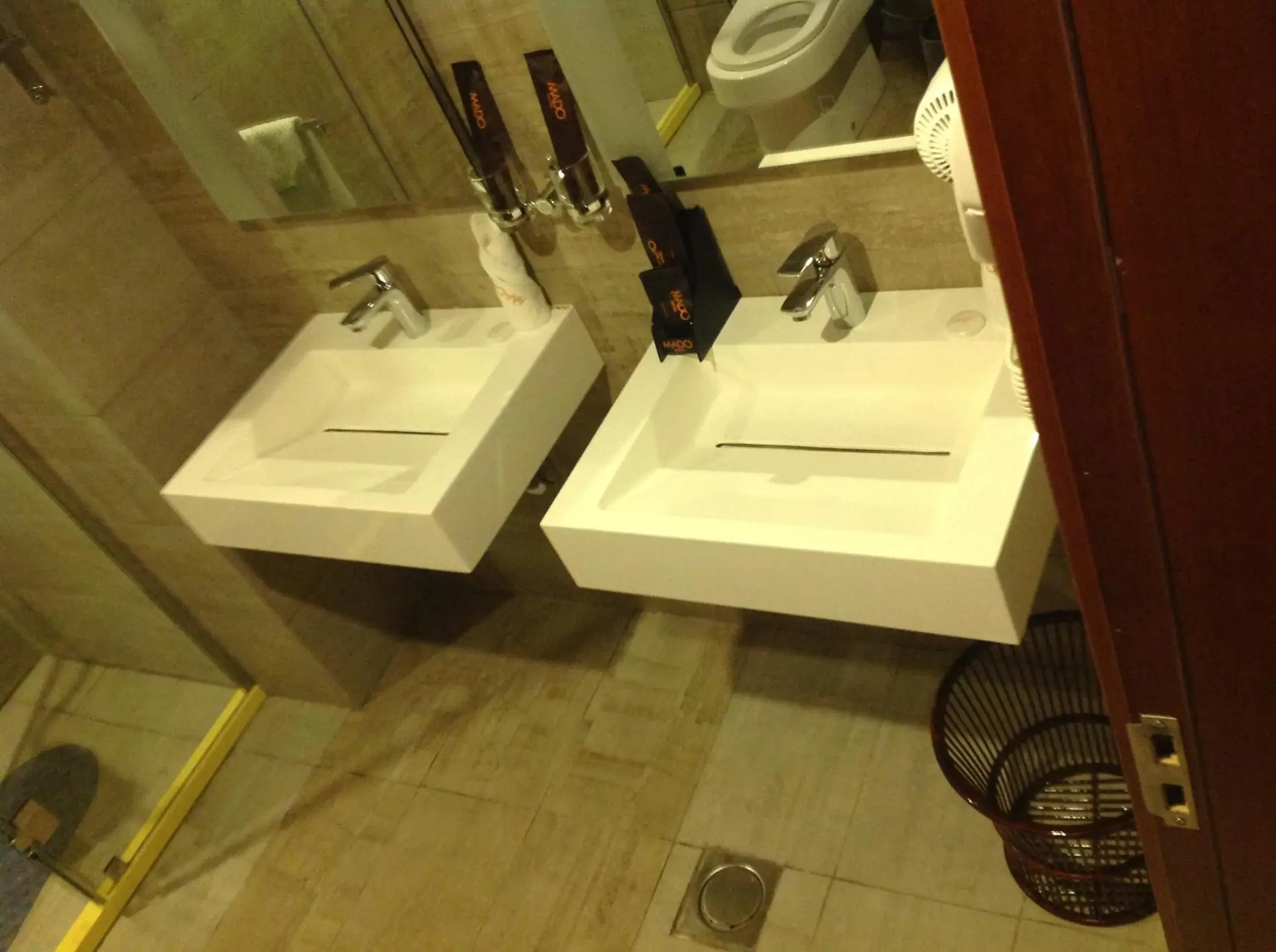 Bathroom in Mado Hotel