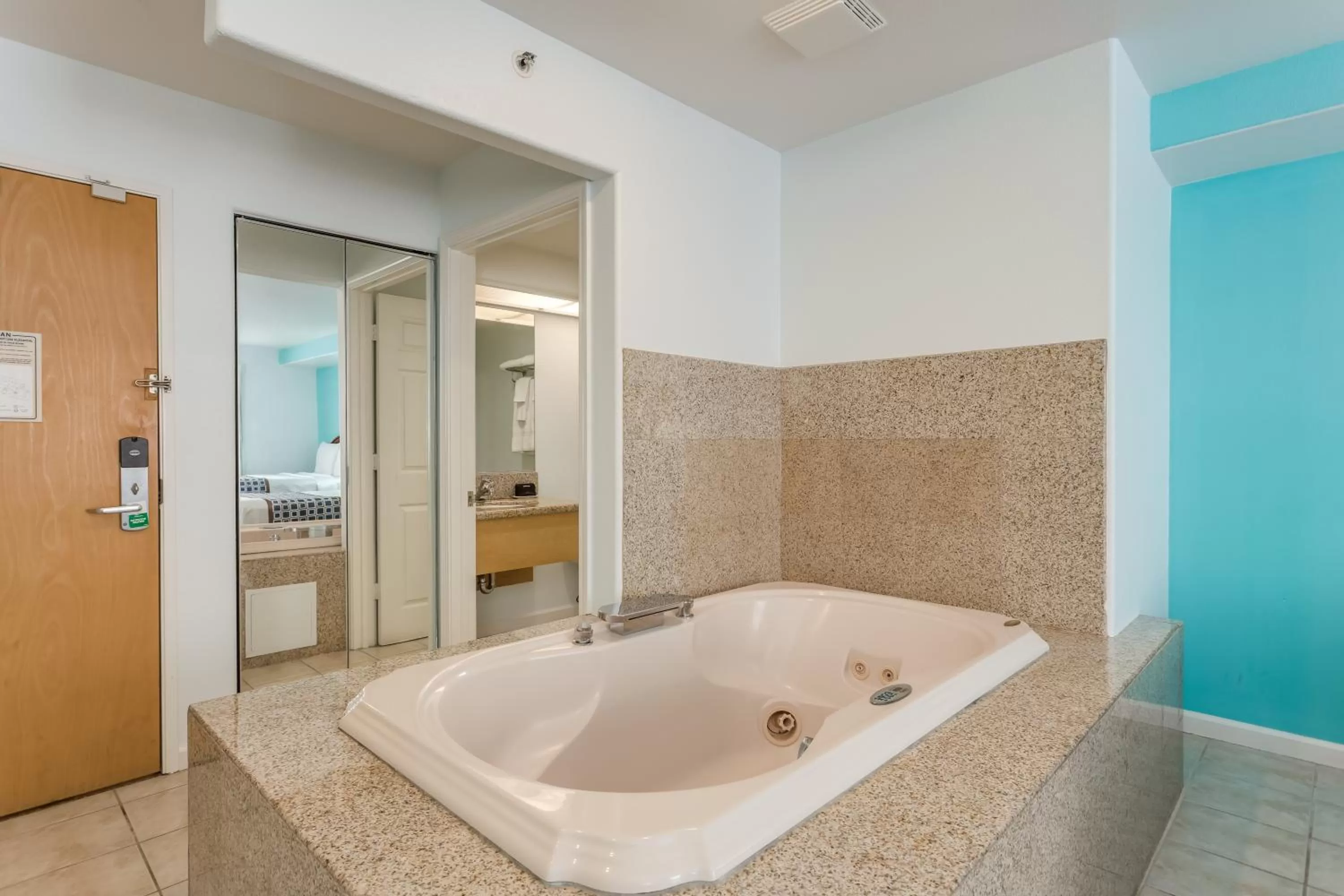 Bath in Pacifica Beach Hotel