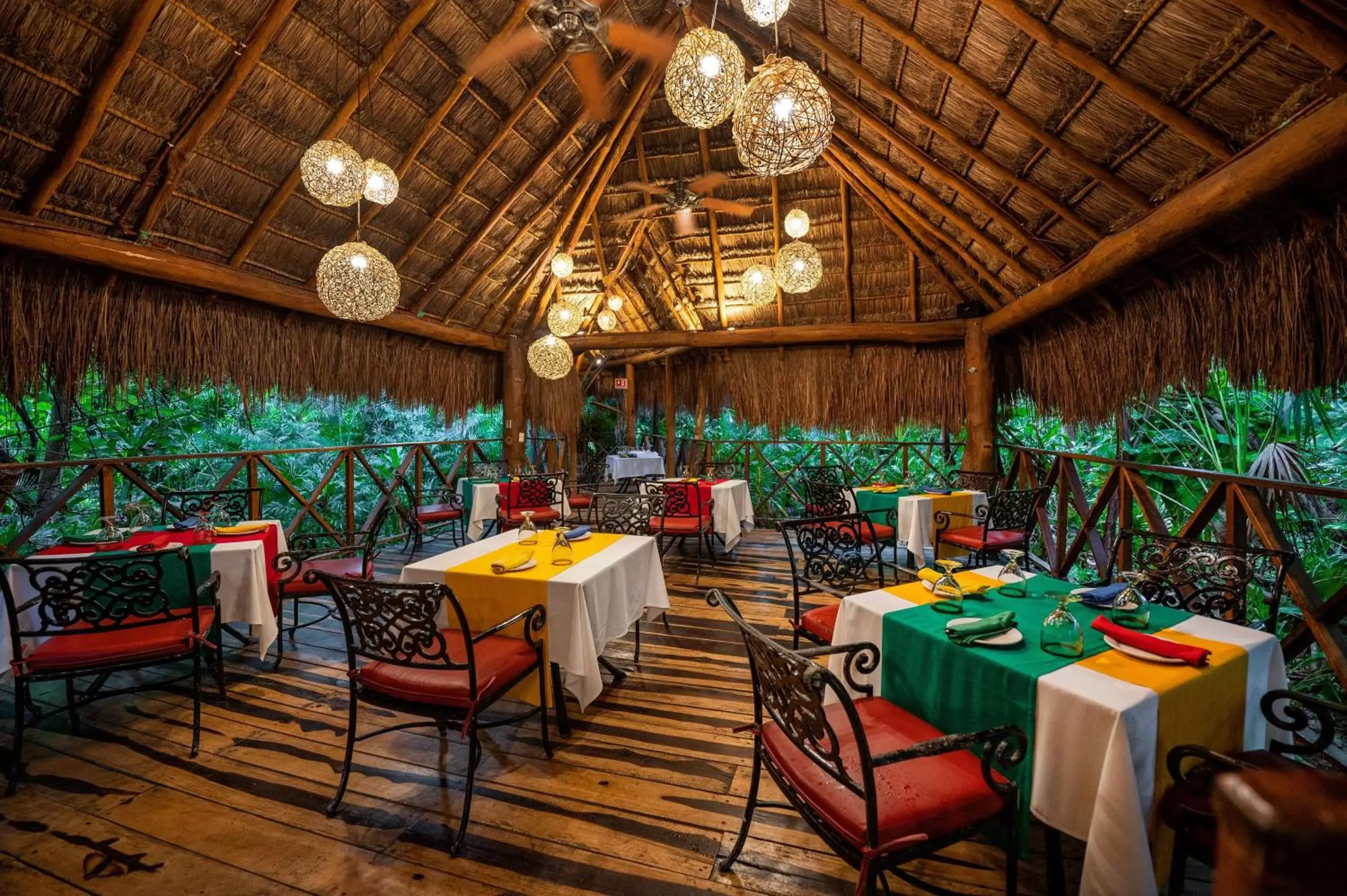 Restaurant/places to eat in Viva Maya by Wyndham, A Trademark All Inclusive Resort Restaurant/places to eat in Viva Maya by Wyndham, A Trademark All Inclusive Resort