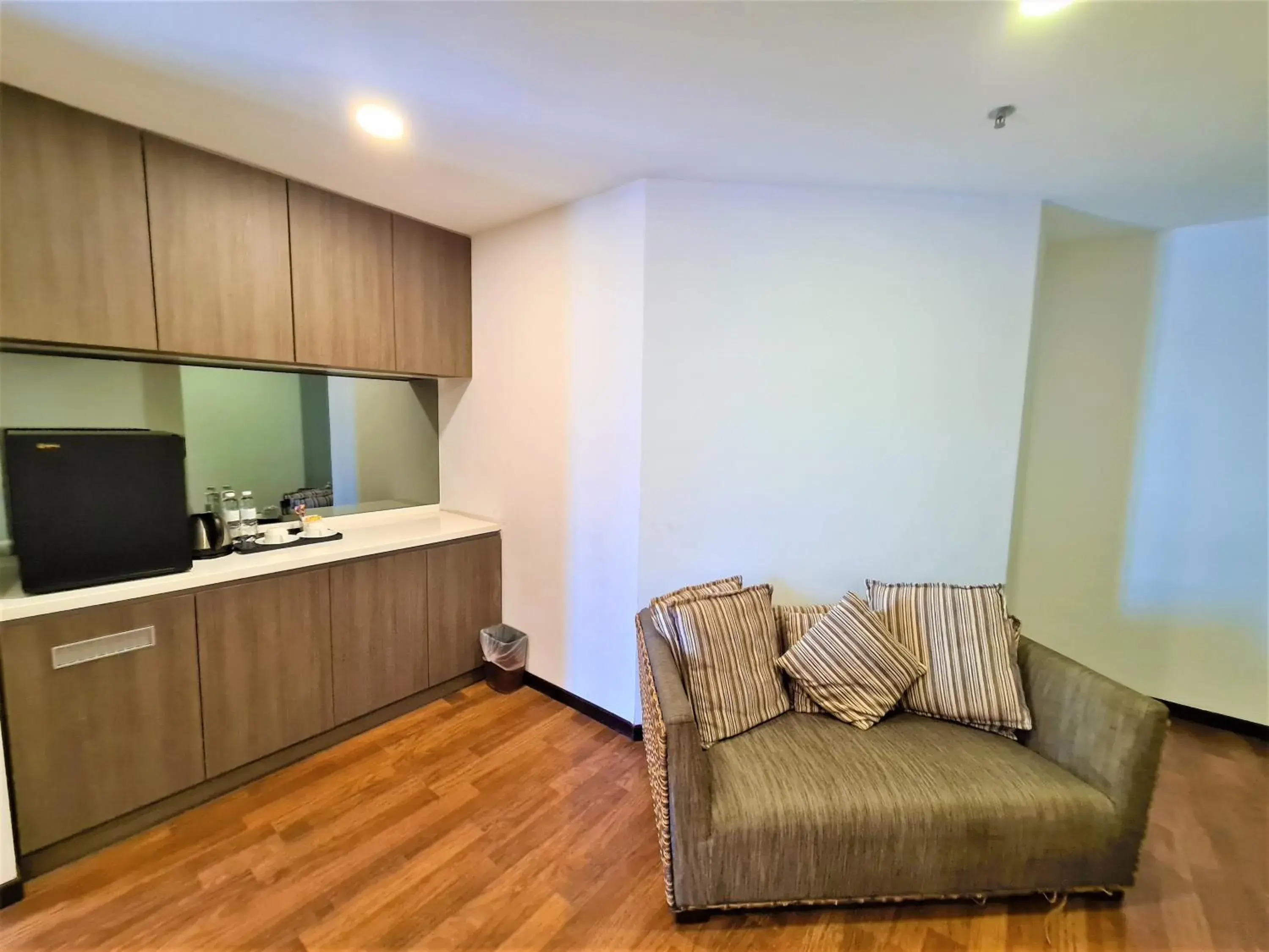 Seating Area in Nexus Business Suite Hotel