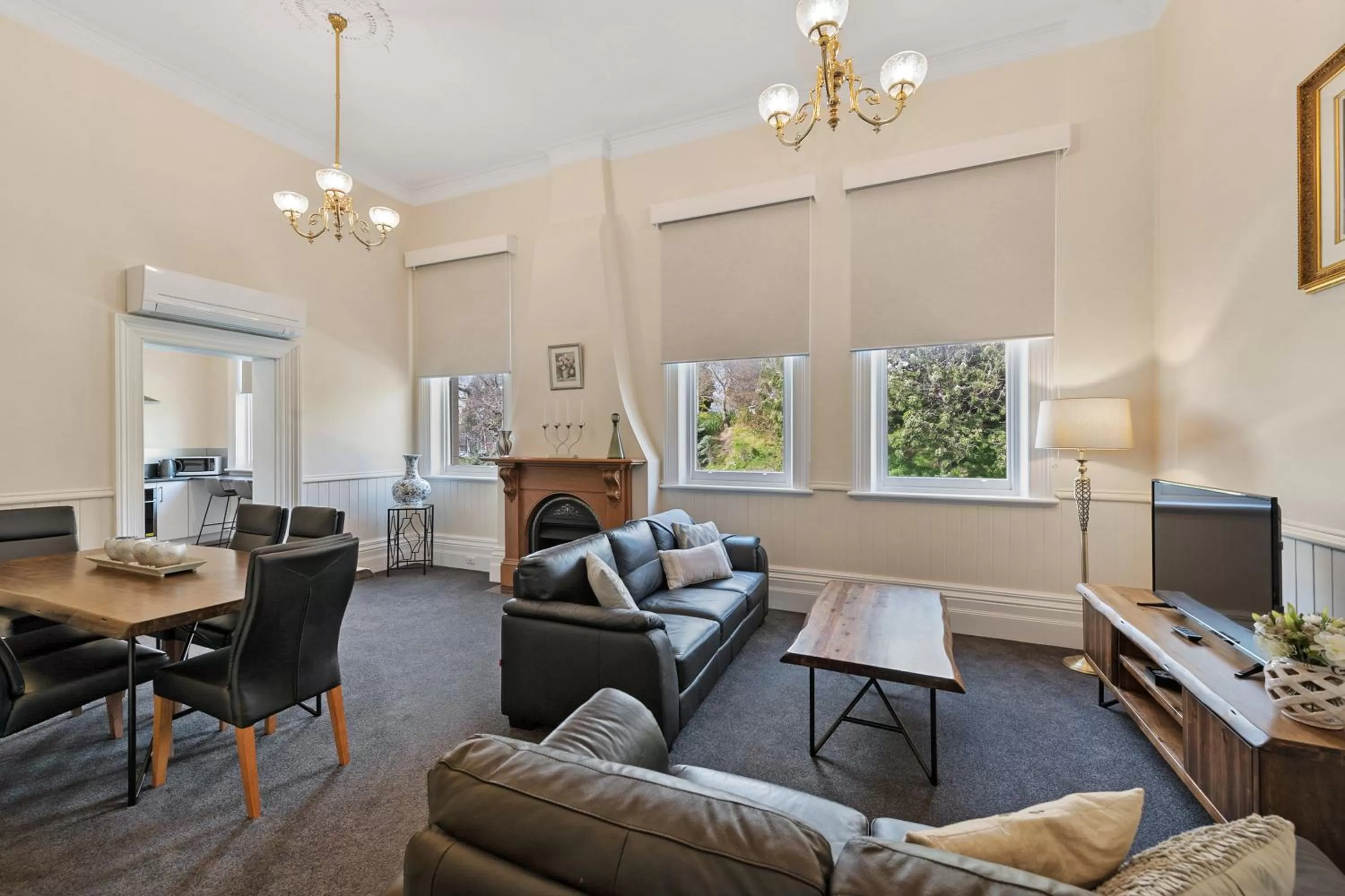 Living room in Waratah On York