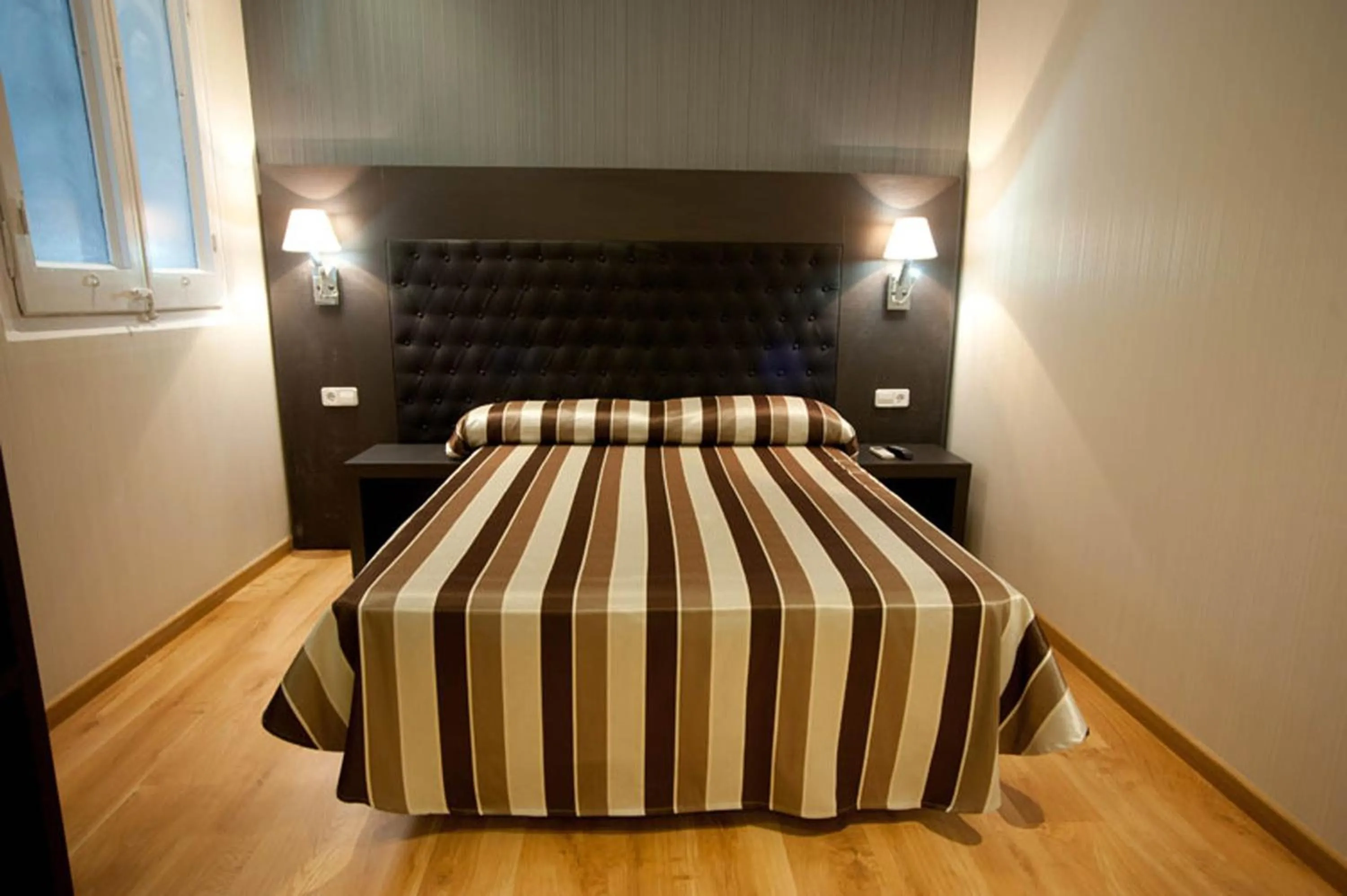 Bed in Hostal Bcn 46