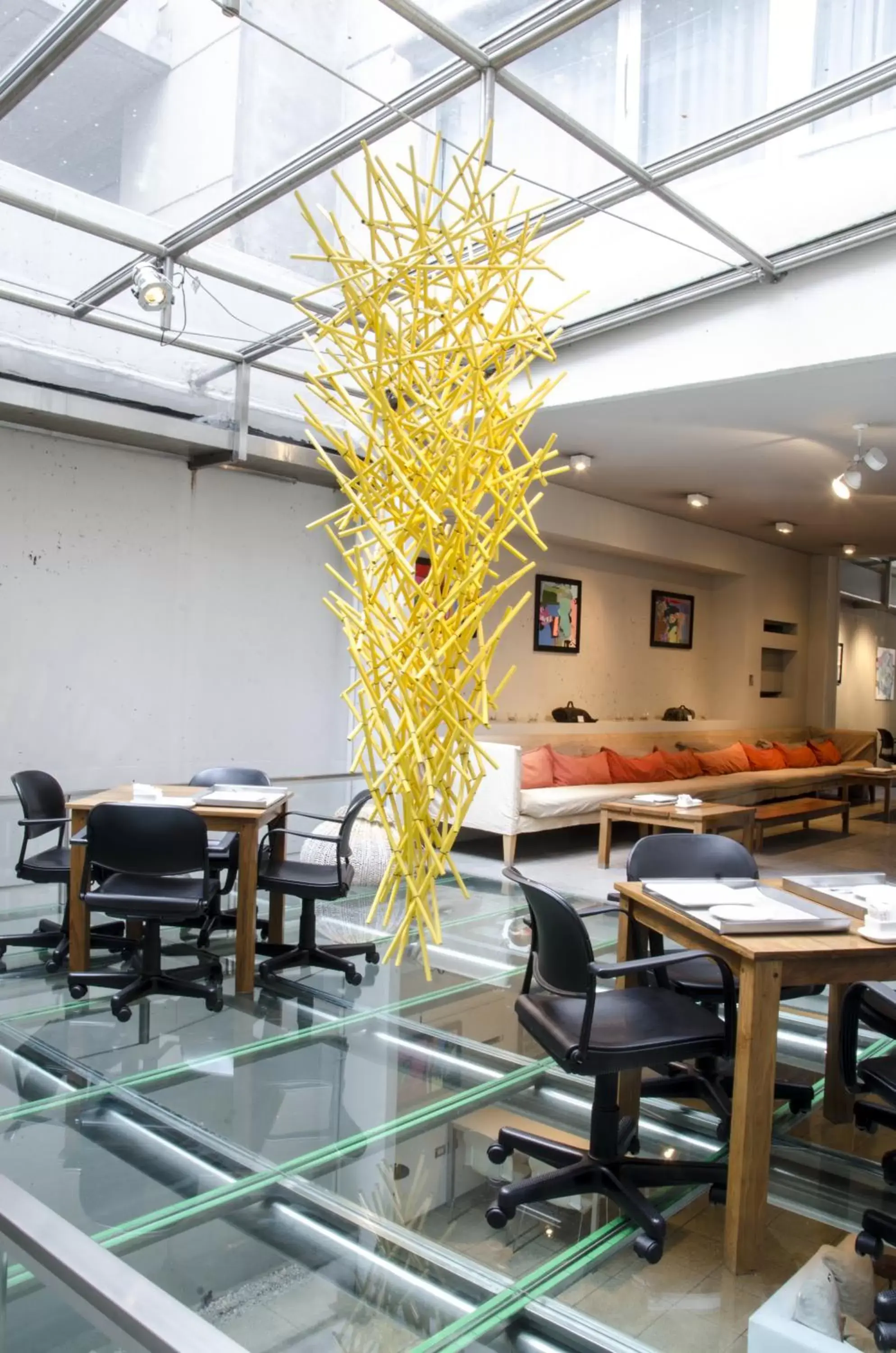 Lounge or bar in Design cE - Hotel Boutique de Diseño Lounge or bar in Design cE - Hotel Boutique de Diseño