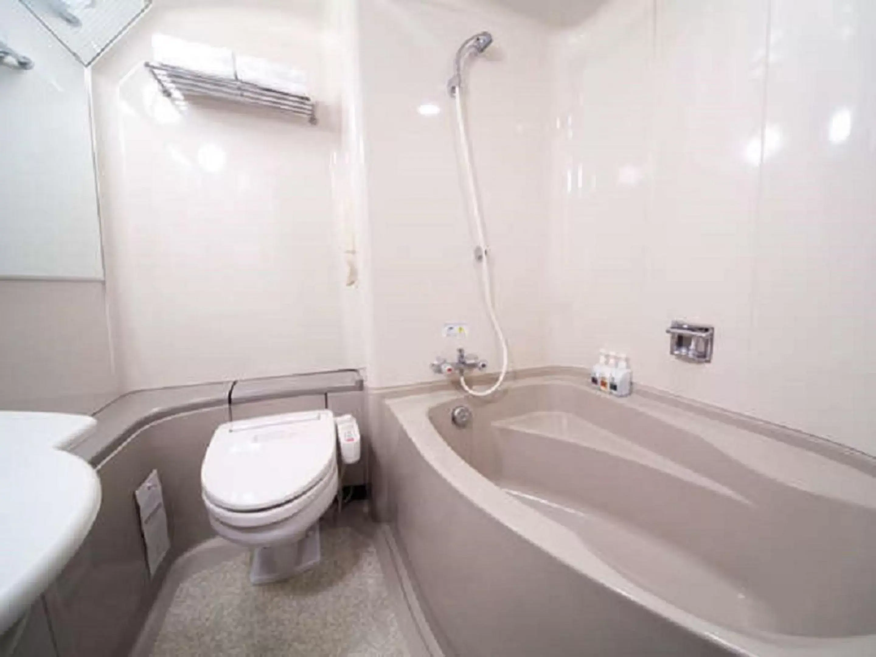 Bathroom in Shin Yokohama Prince Hotel Bathroom in Shin Yokohama Prince Hotel