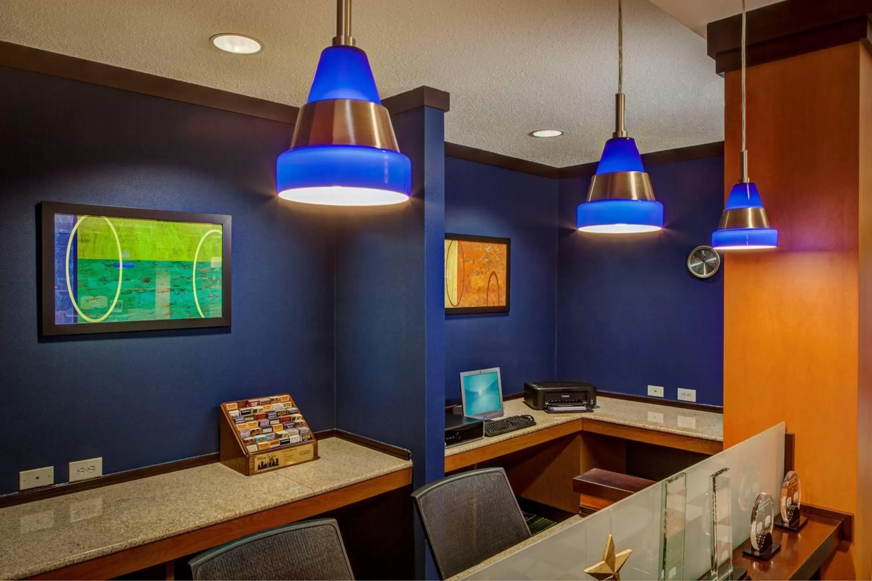 Business facilities, Kitchen/Kitchenette in Fairfield Inn and Suites by Marriott Indianapolis/ Noblesville