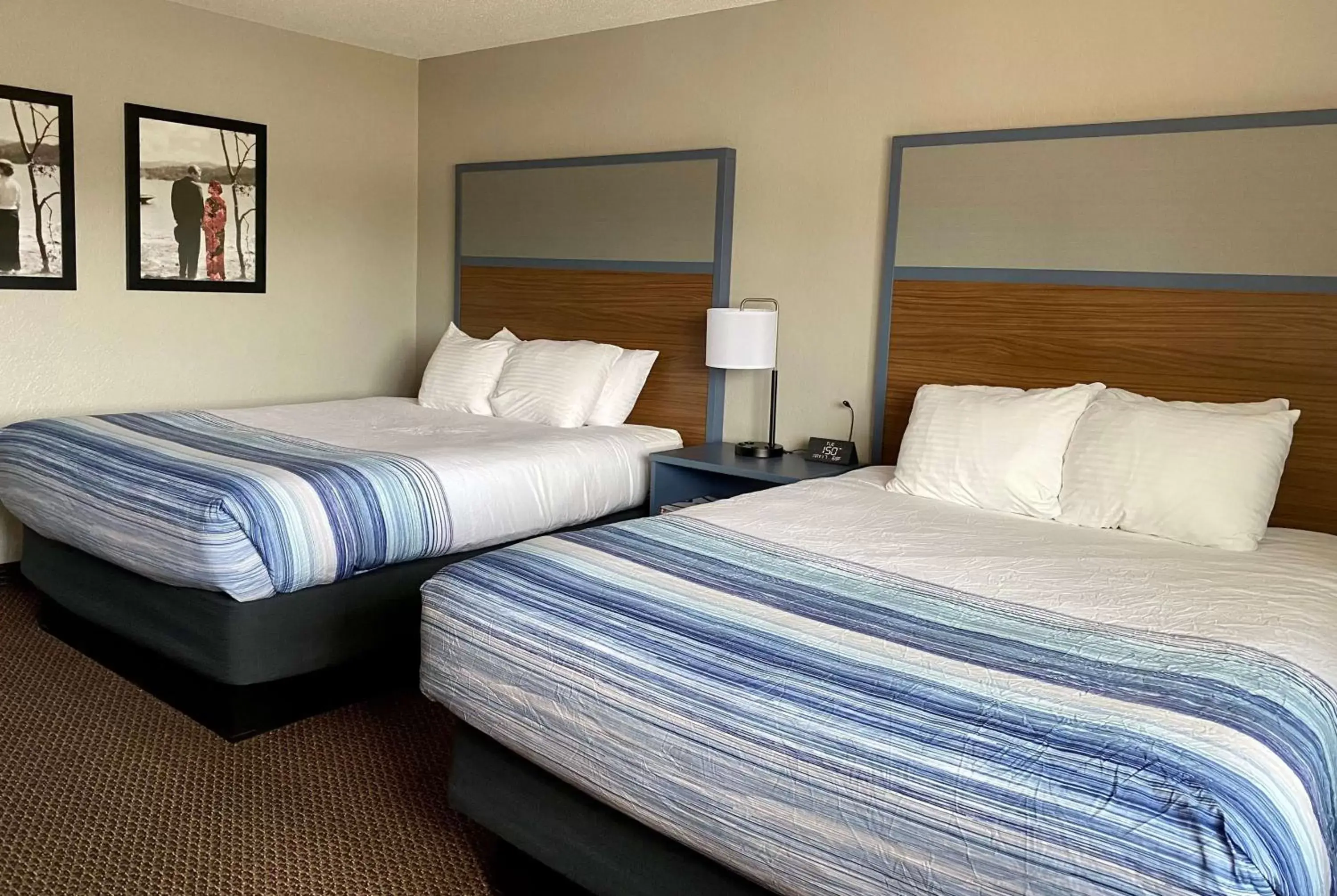 Photo of the whole room, Bed in AmericInn by Wyndham New Richmond