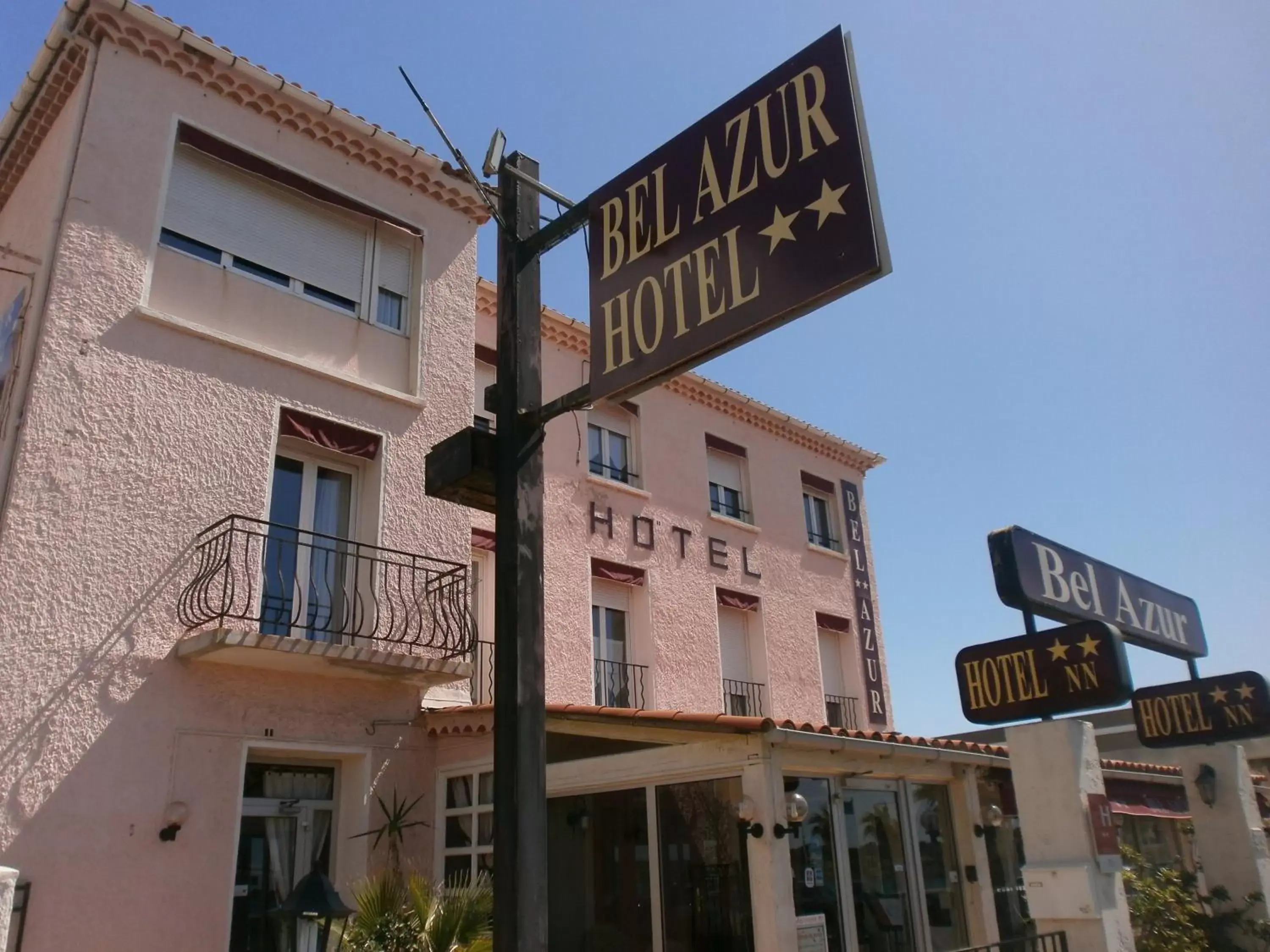 Facade/entrance, Property Building in Hôtel Bel Azur