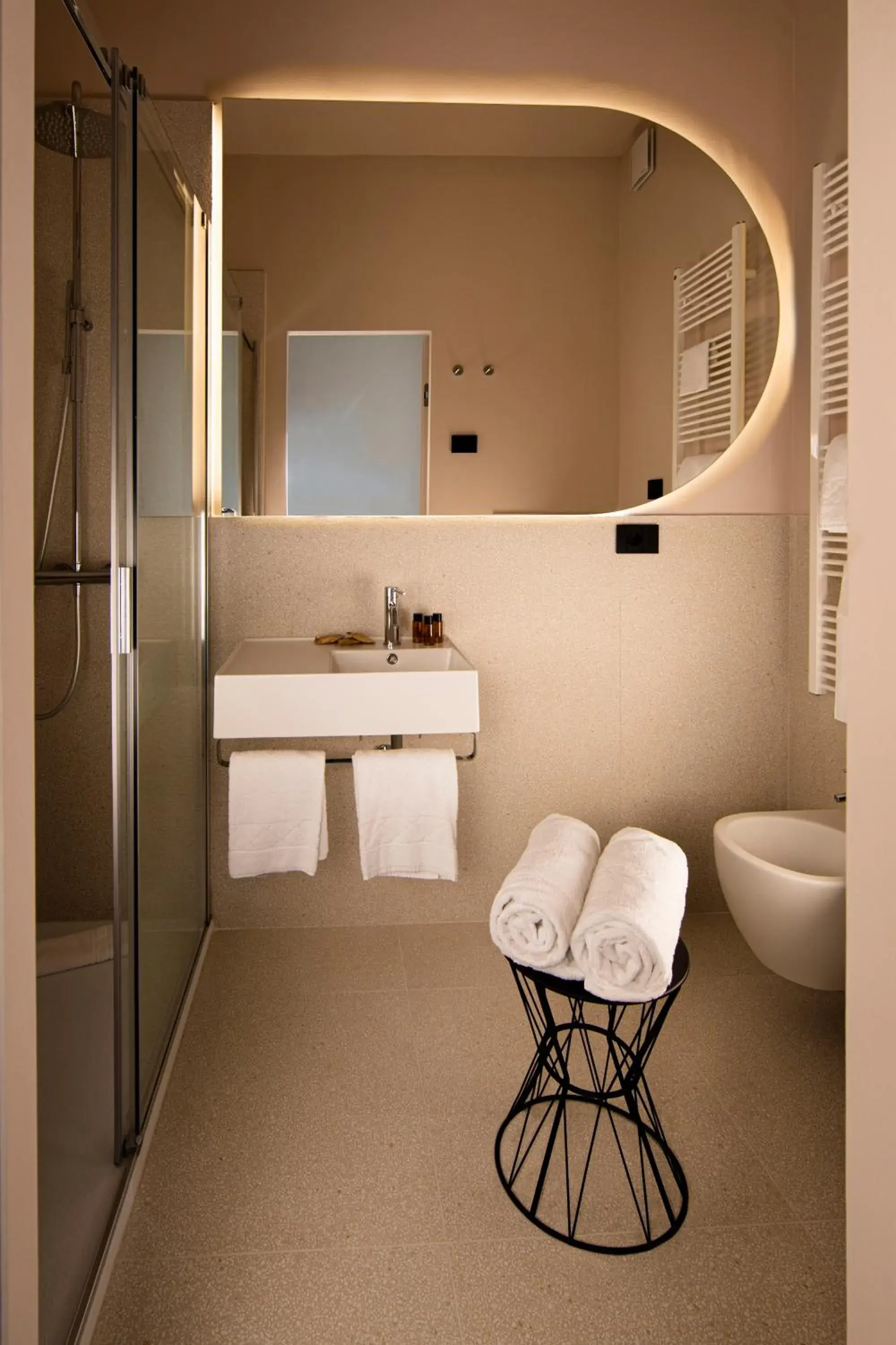 Bathroom in Hotel Da Elide