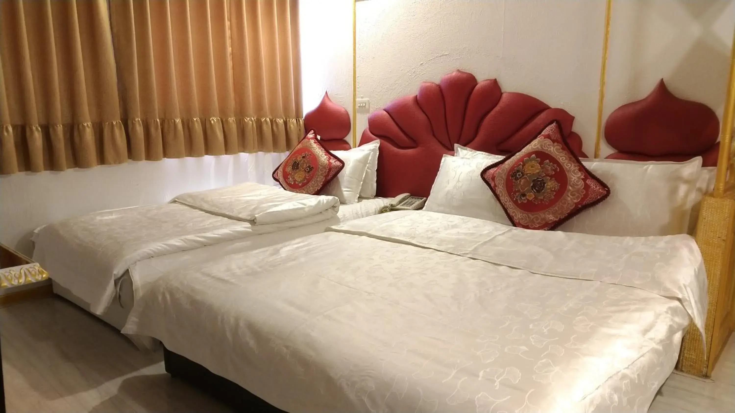 Bed in Aloha Hotel Keelung