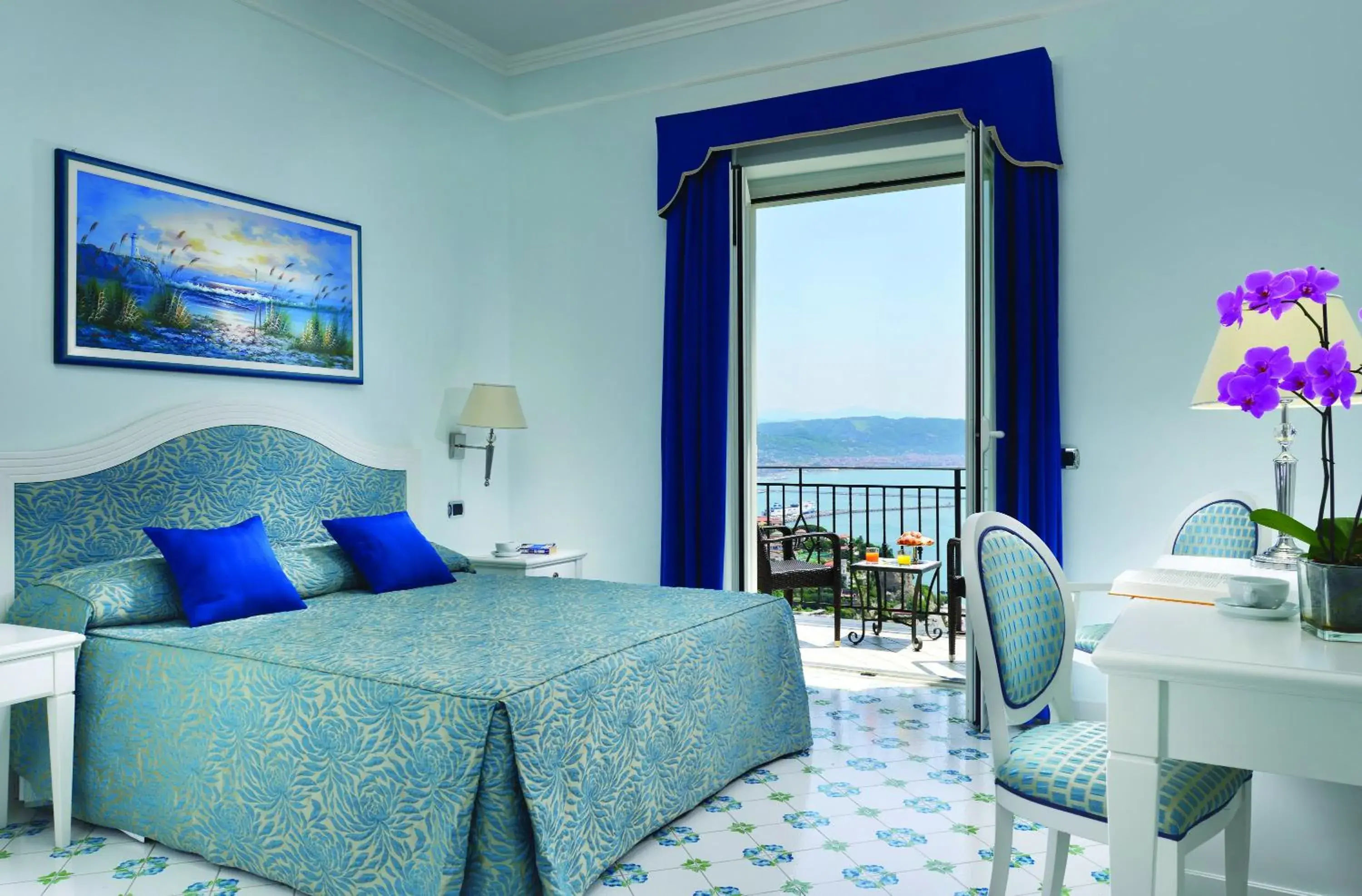 Superior Double Room with Sea View in Hotel Raito Wellness & SPA