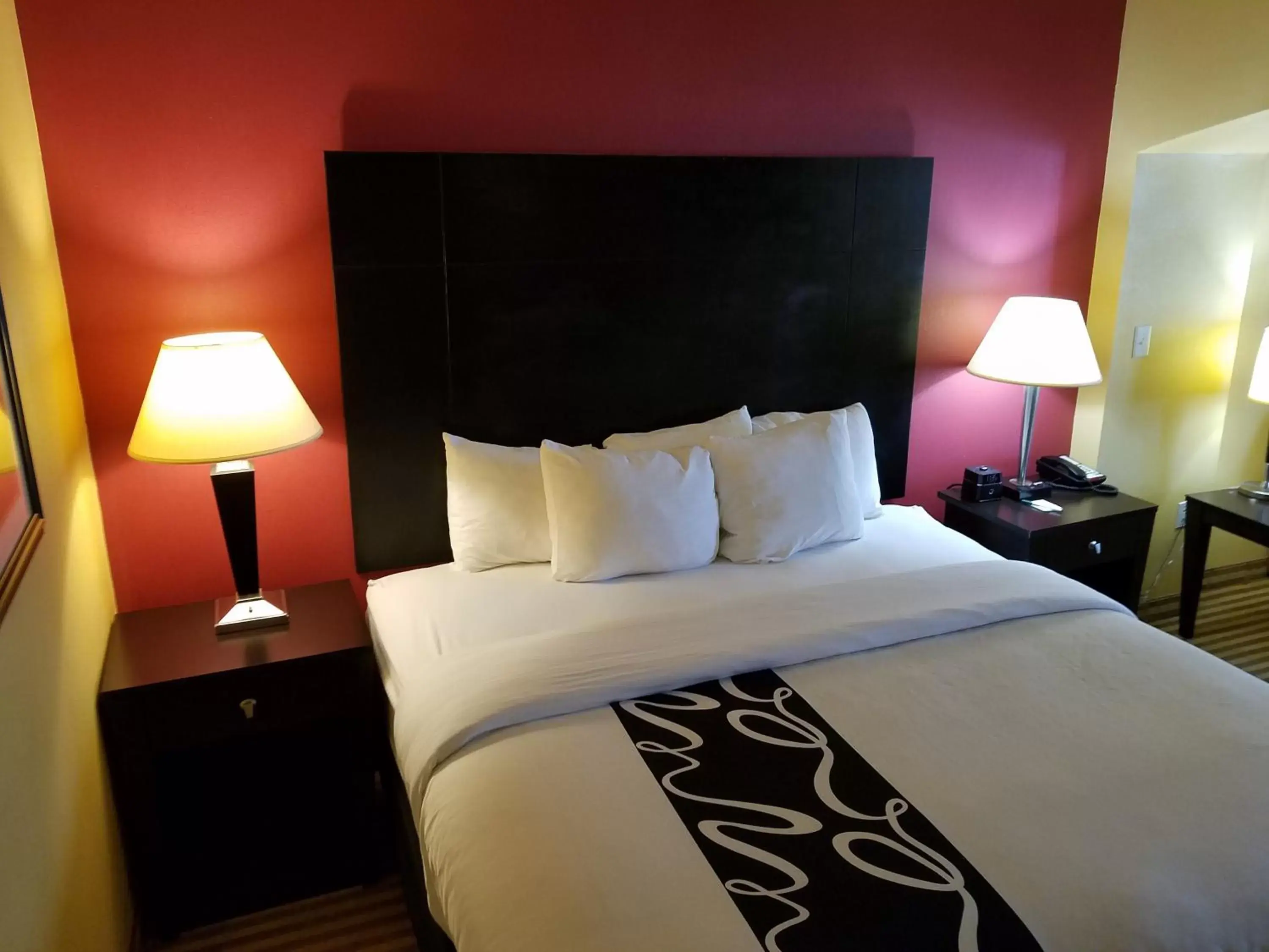 Bed in La Quinta by Wyndham Atlanta Union City