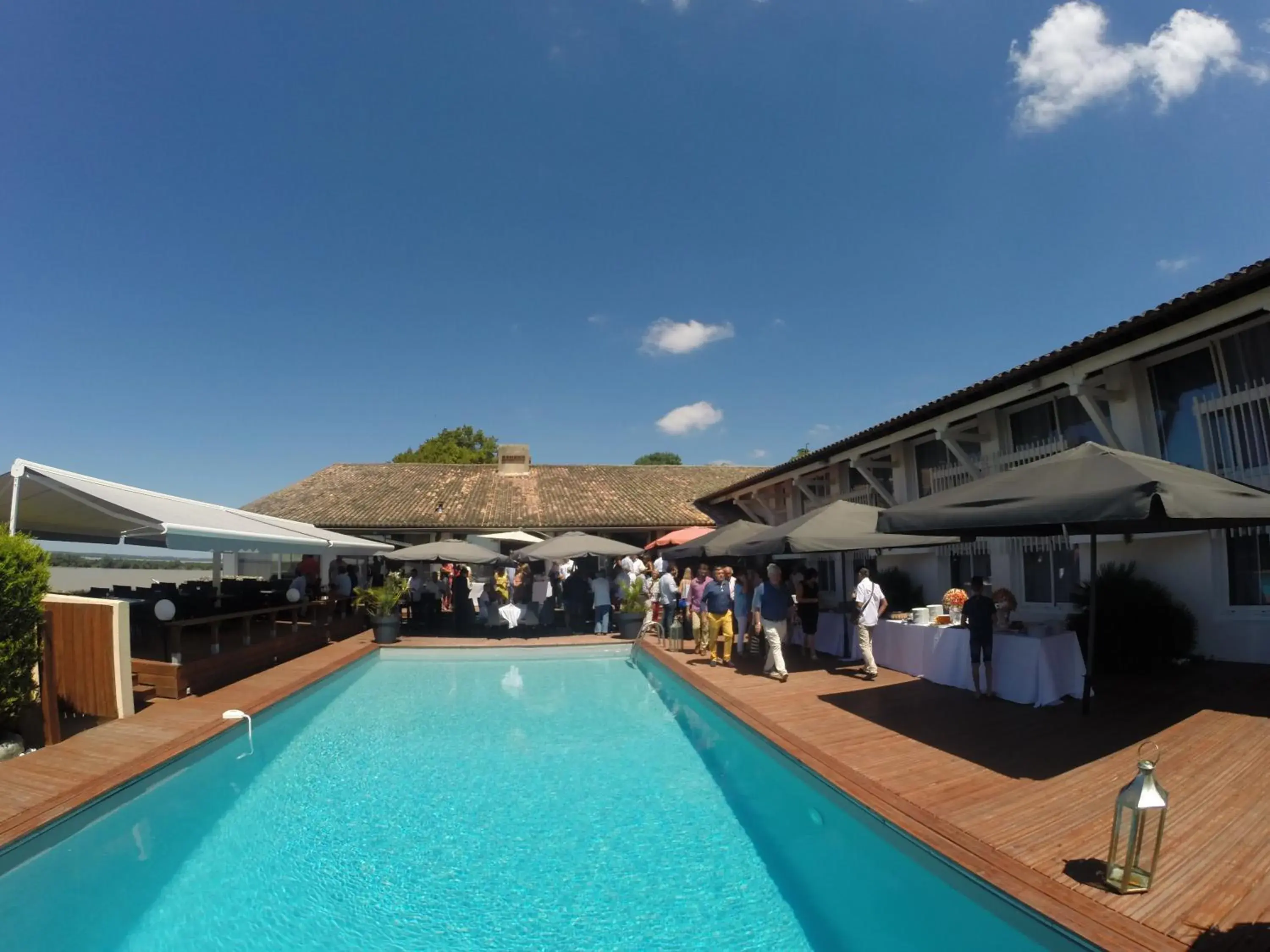 Patio, Swimming Pool in Hôtel Restaurant La Citadelle